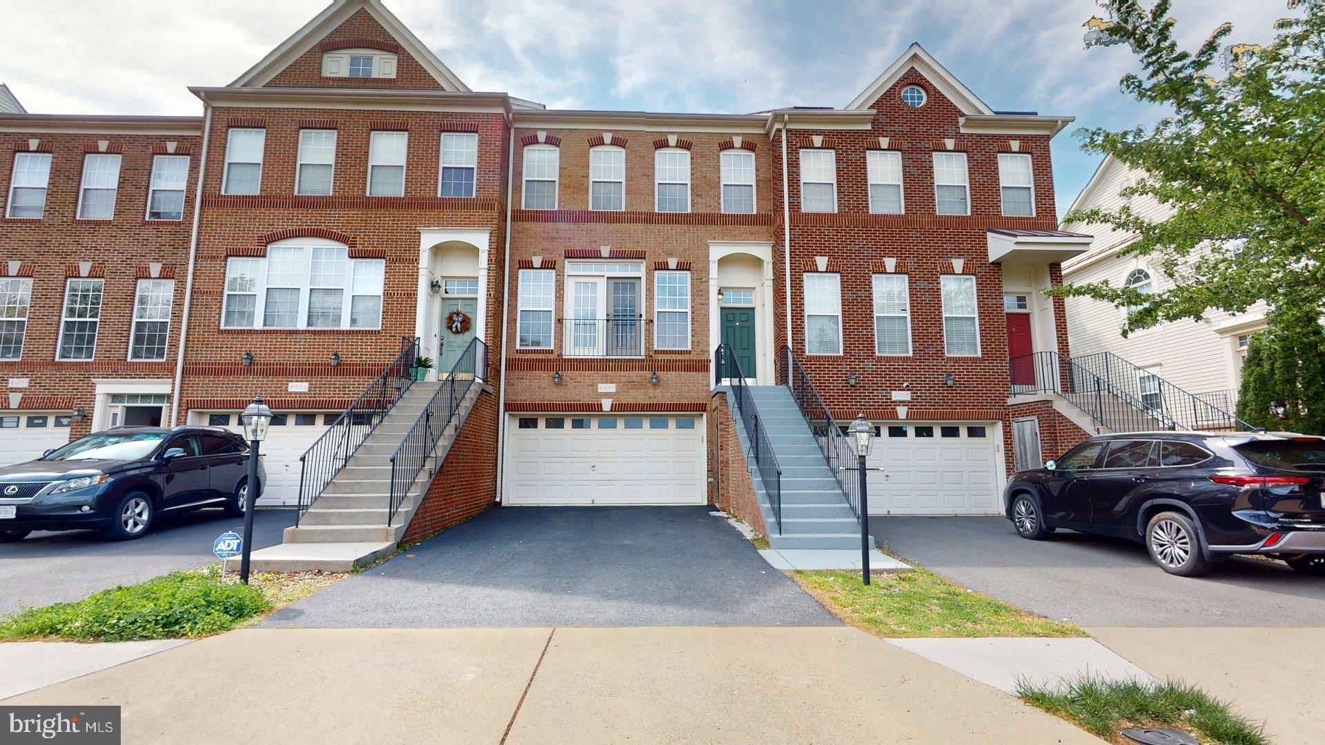 Spacious 3 bed 3.5 bath townhome located in Aldie. Hardwood floors on main level and updated kitchen with beautiful granite countertops.  Primary bedroom features 2 walk in closets and private en suite. Fenced in backyard and 2nd level deck. Two car garage and extra storage. A Must See!!!