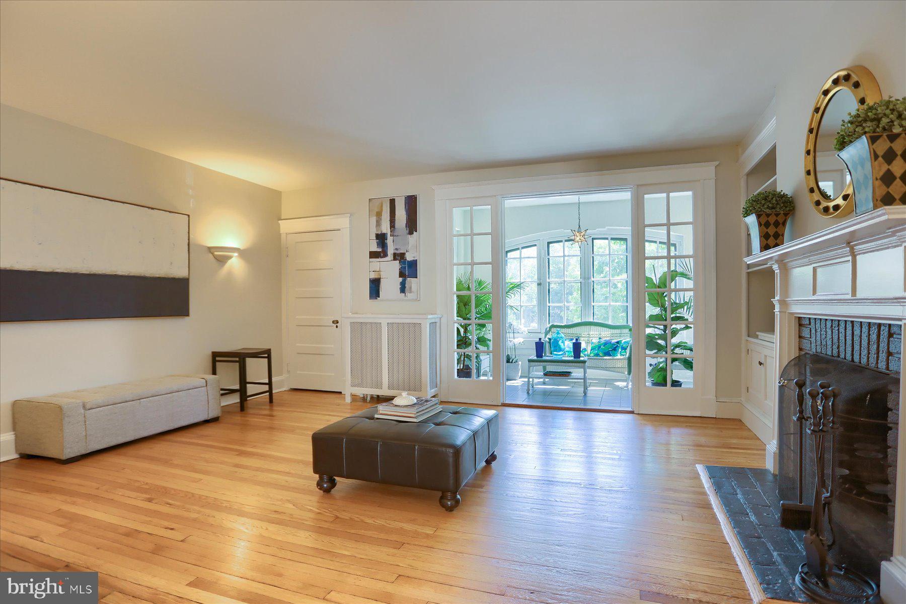 ROLAND PARK - Residential