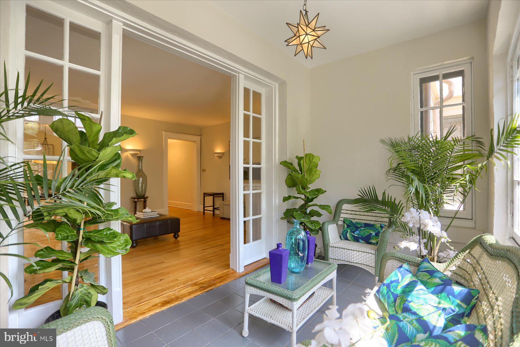 ROLAND PARK - Residential