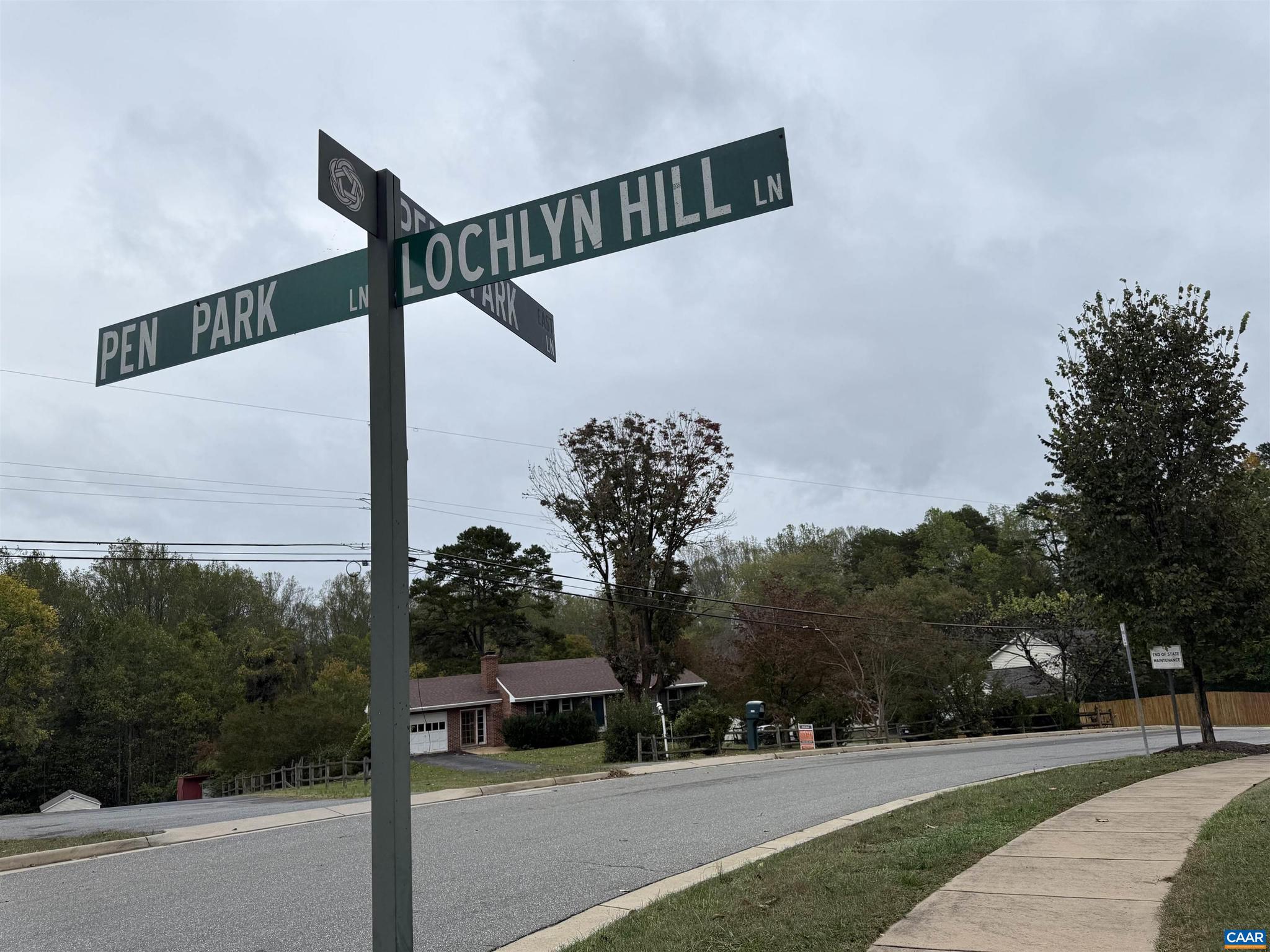 LOCHLYN HILL - Residential