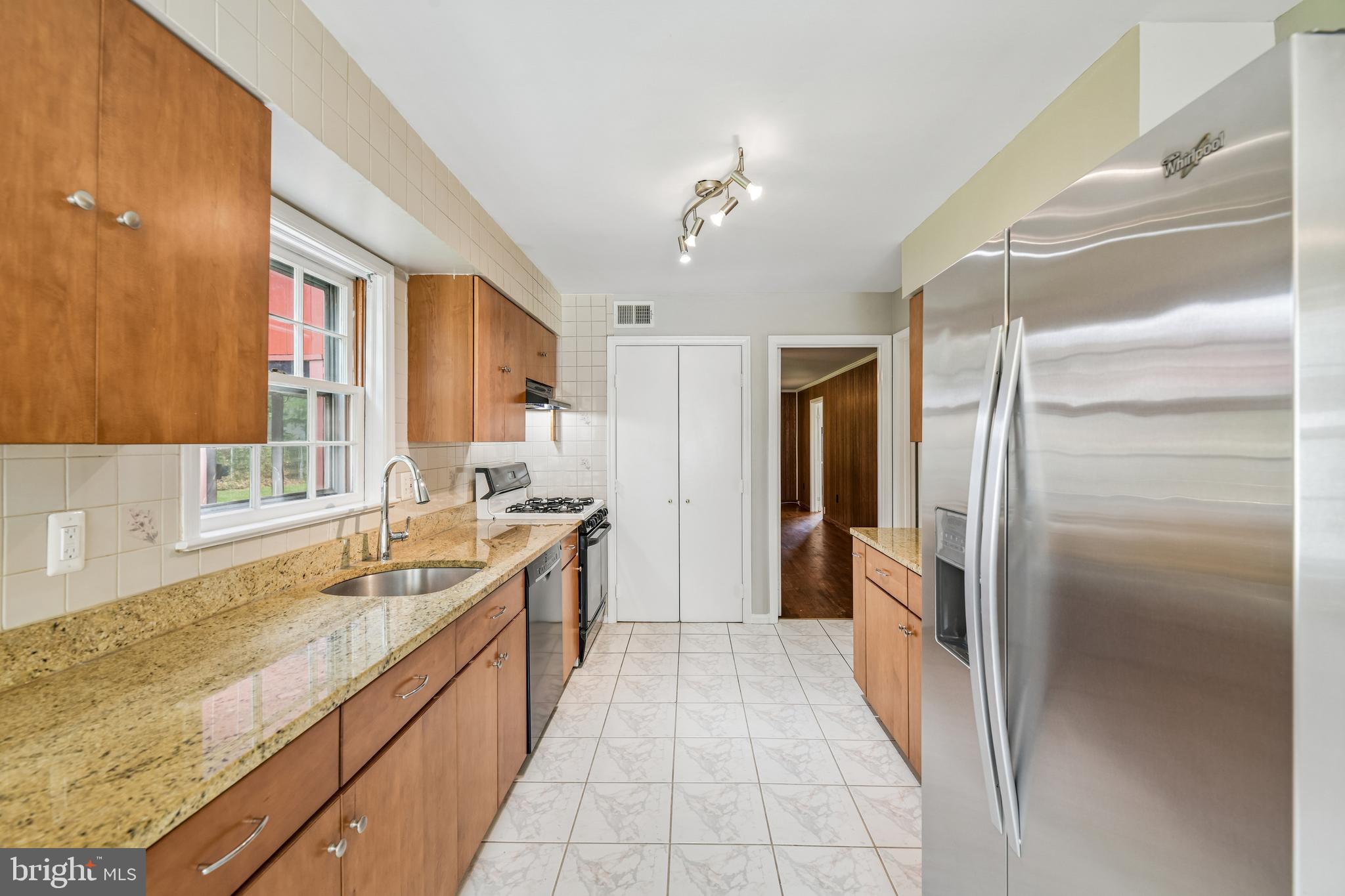 HIGHLAND STONE - Residential