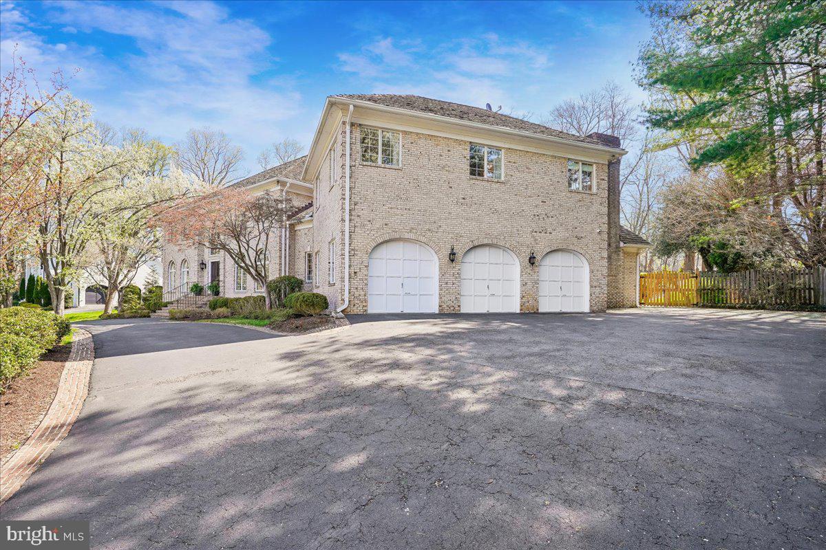 GEORGETOWN PLACE - Residential