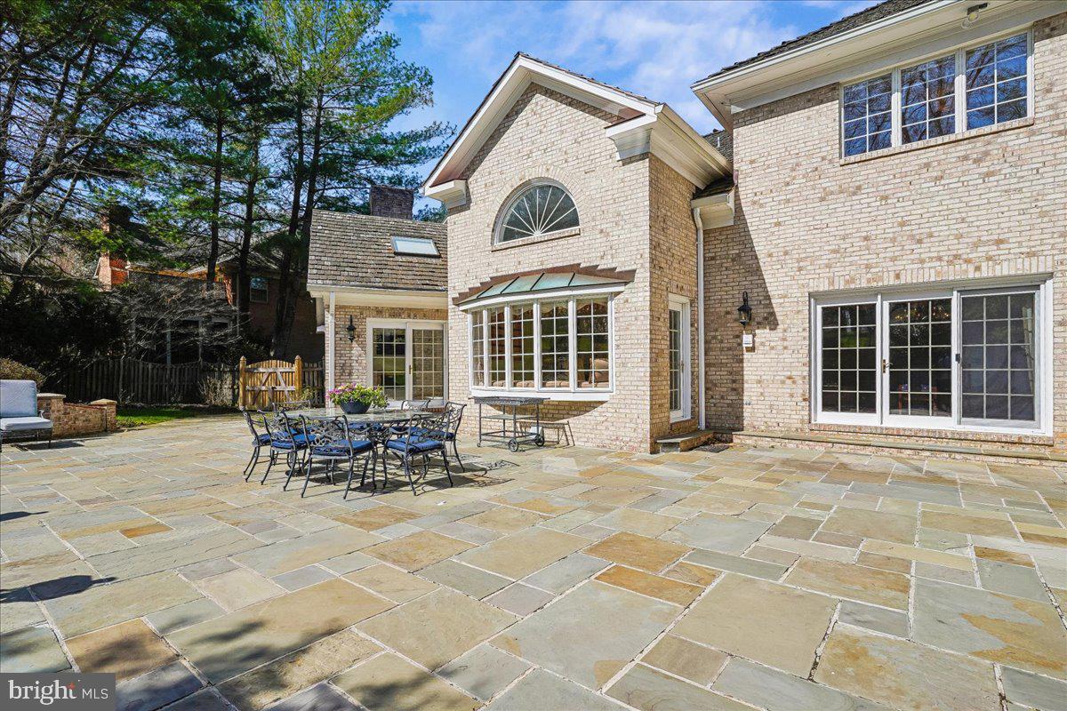 GEORGETOWN PLACE - Residential