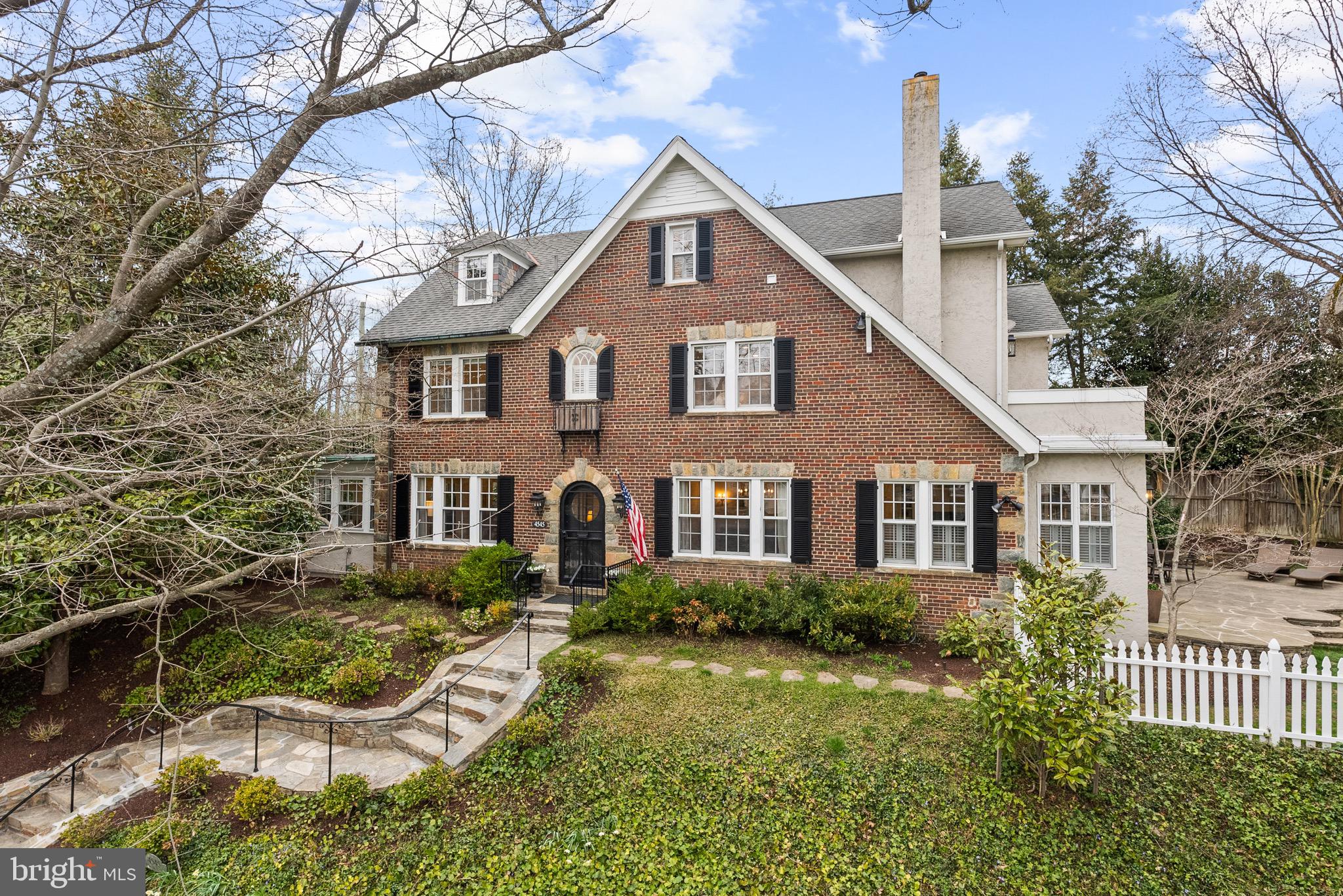 WESLEY HEIGHTS - Residential