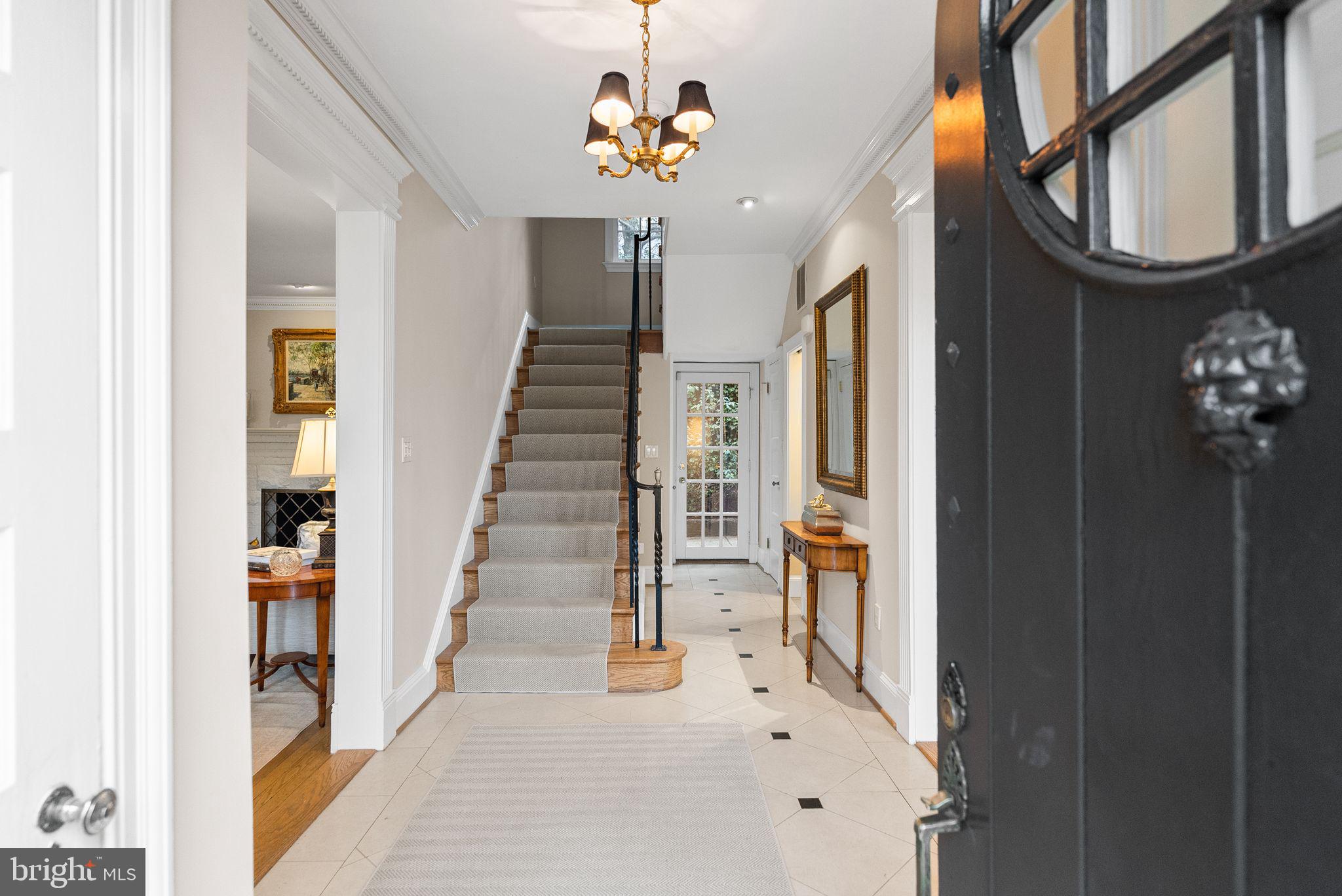 WESLEY HEIGHTS - Residential