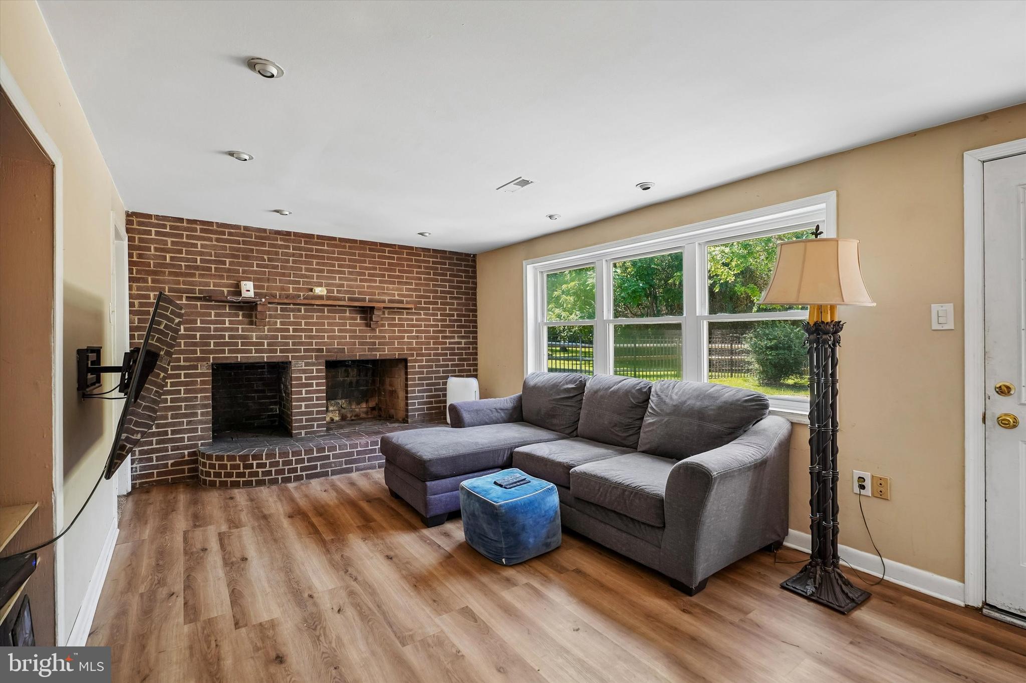 CHESTER VALLEY KNO - Residential
