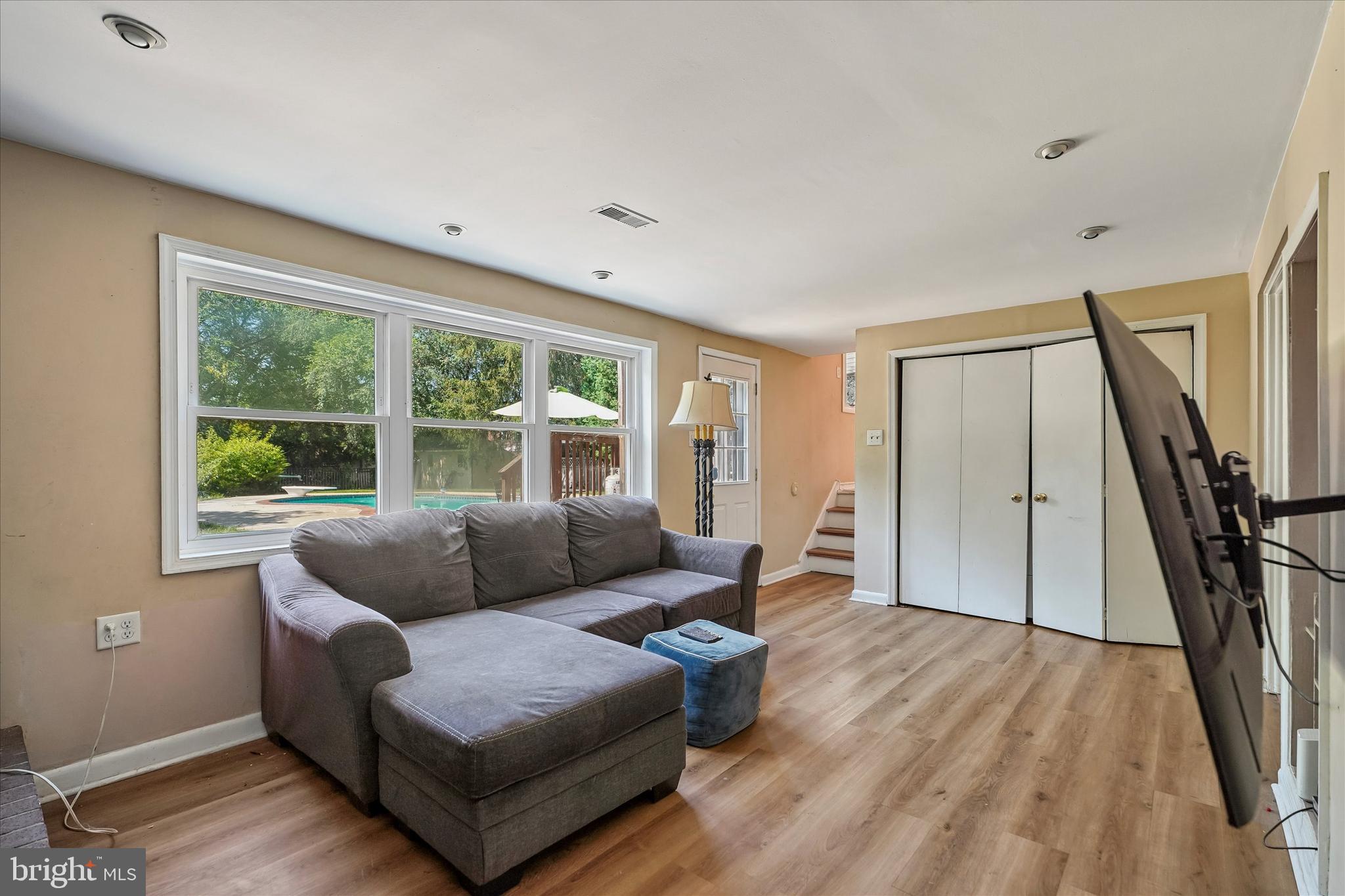 CHESTER VALLEY KNO - Residential