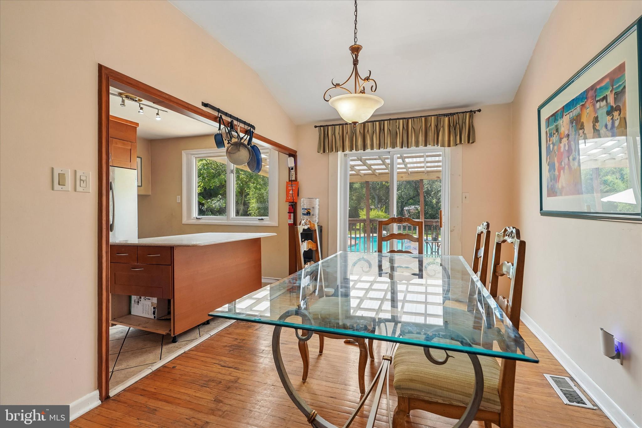 CHESTER VALLEY KNO - Residential
