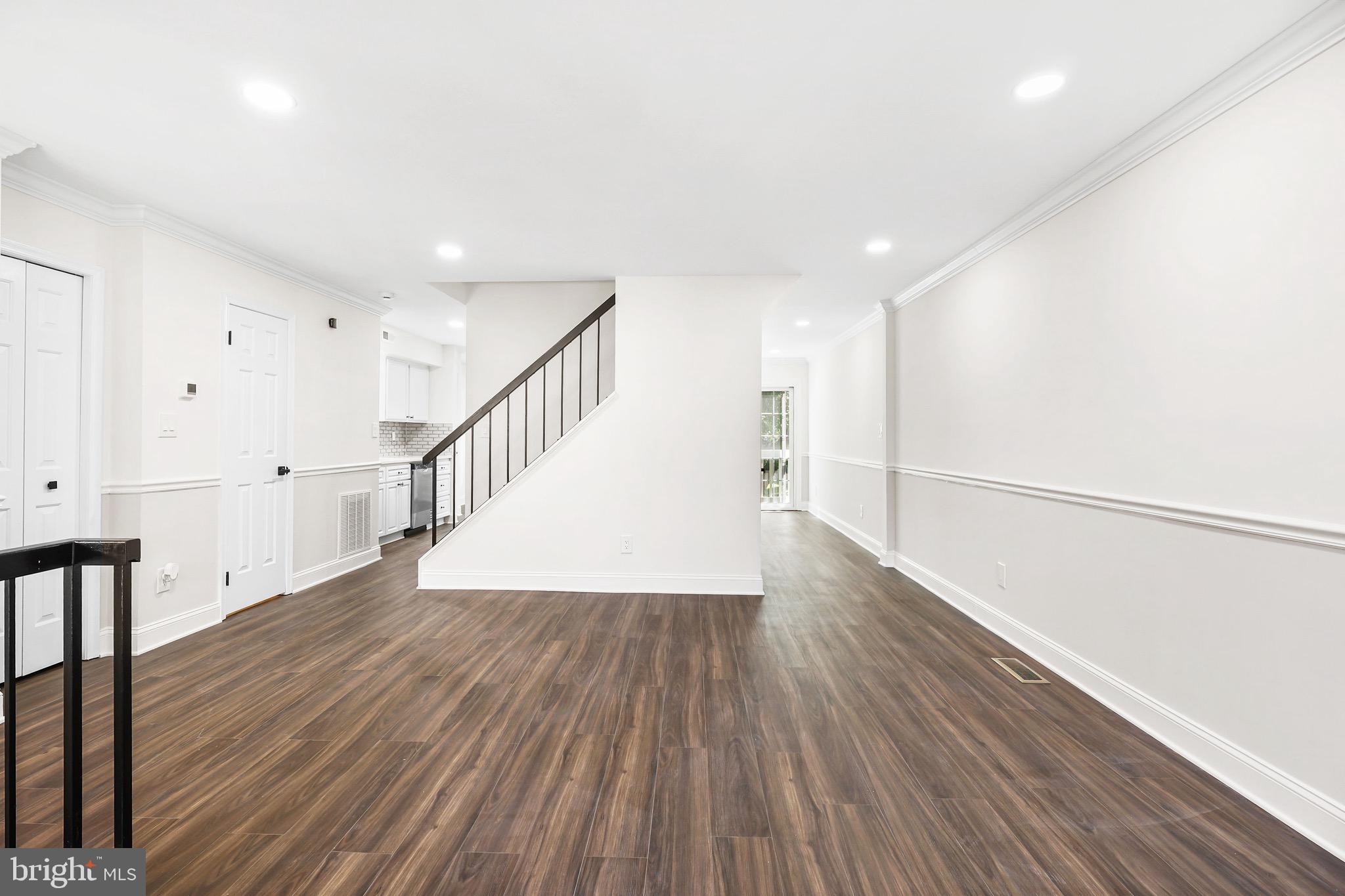 THE REACH - Residential