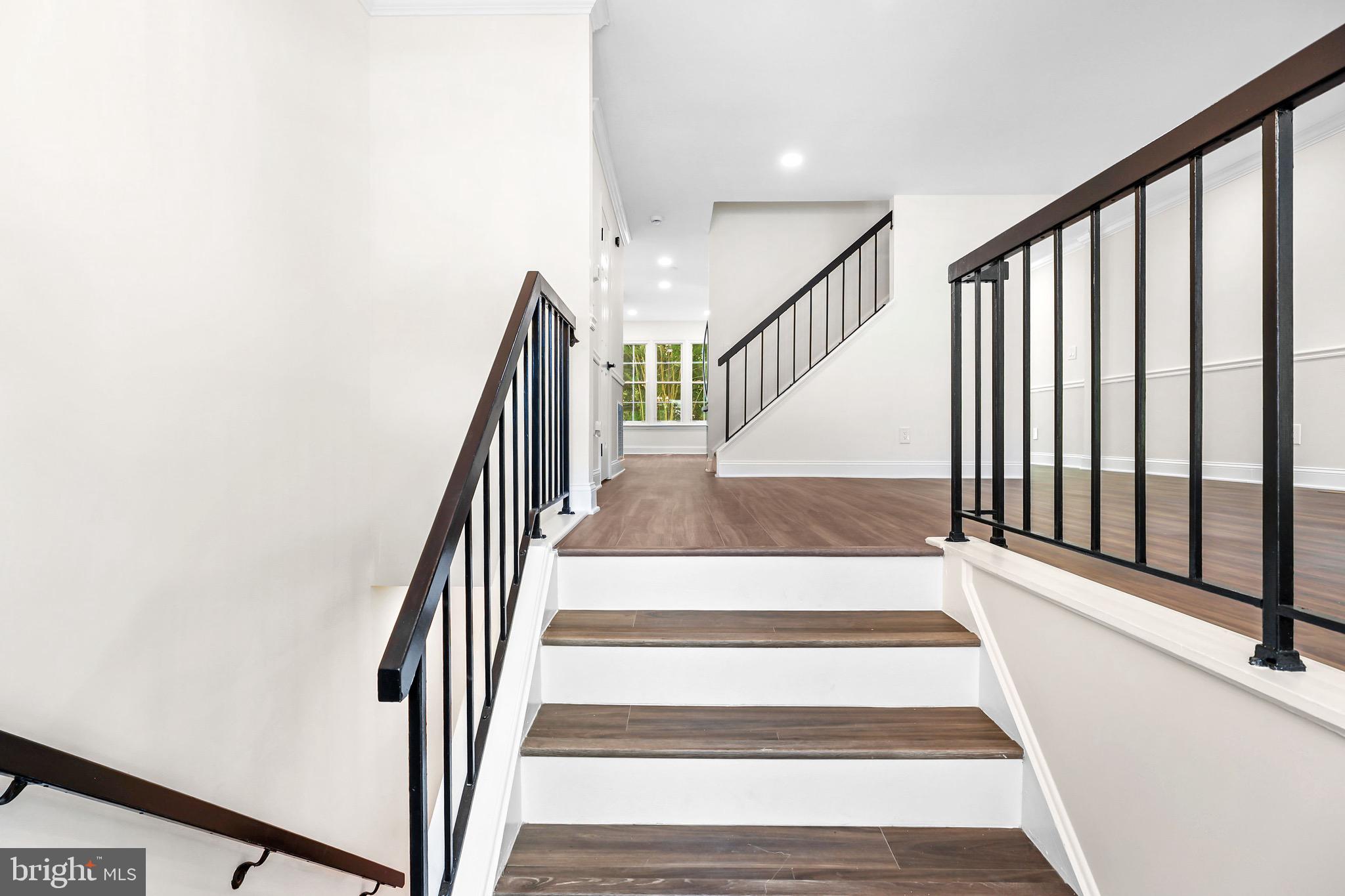 THE REACH - Residential