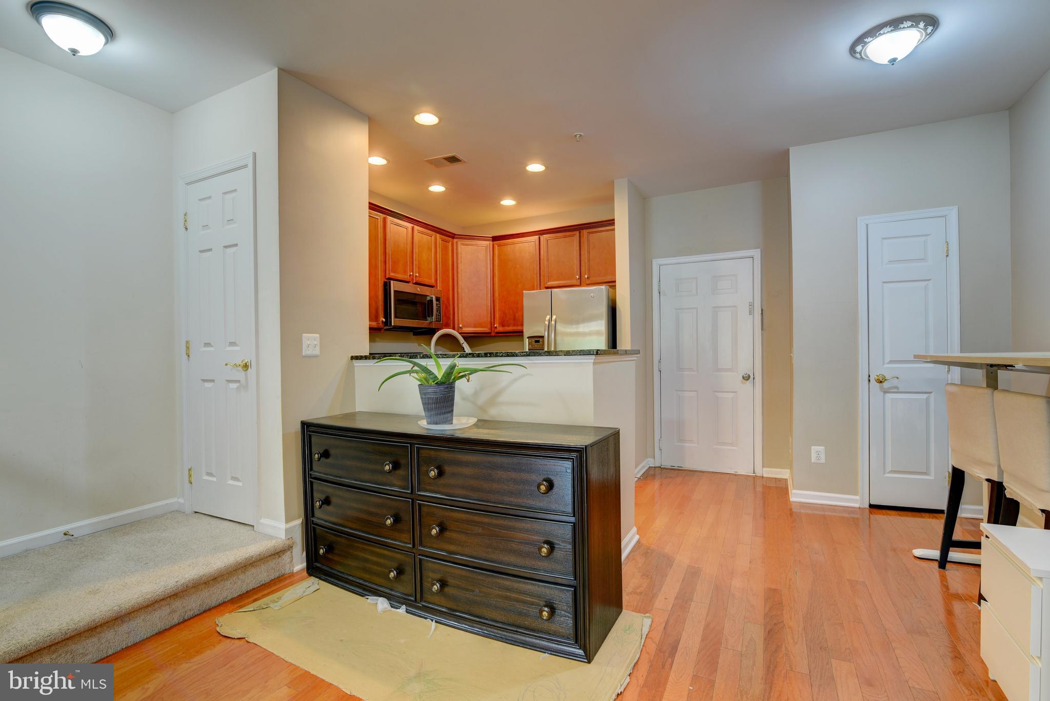 RIDGES AT BELMONT - Residential Lease