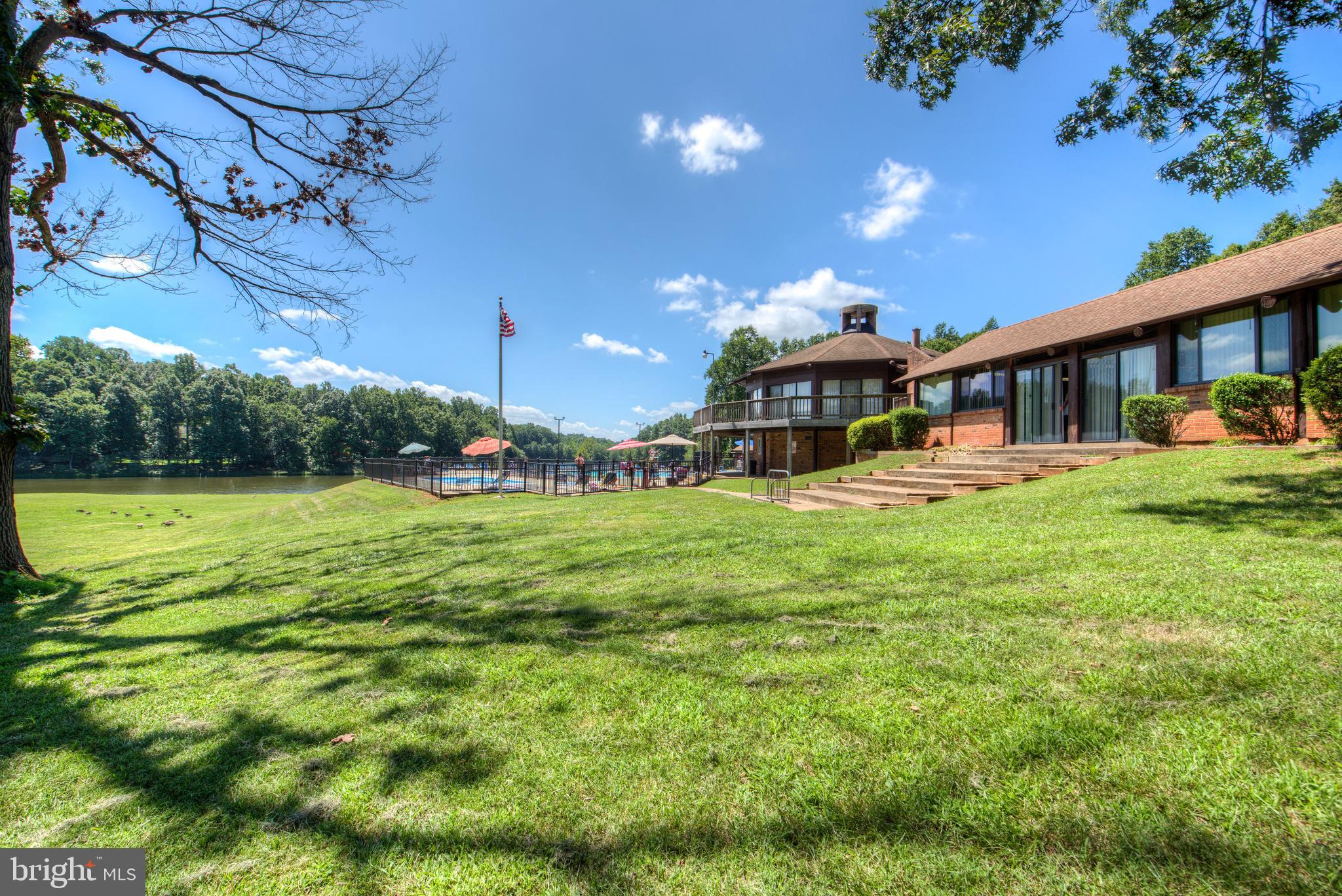 LAKE WILDERNESS - Residential