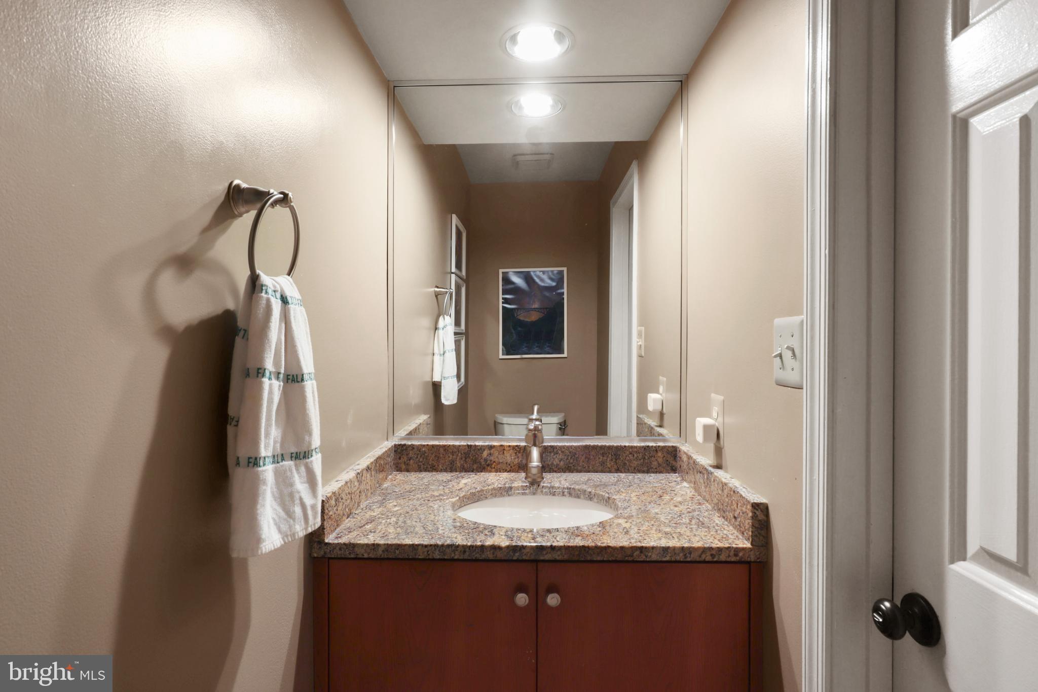 LANDSDOWNE - Residential