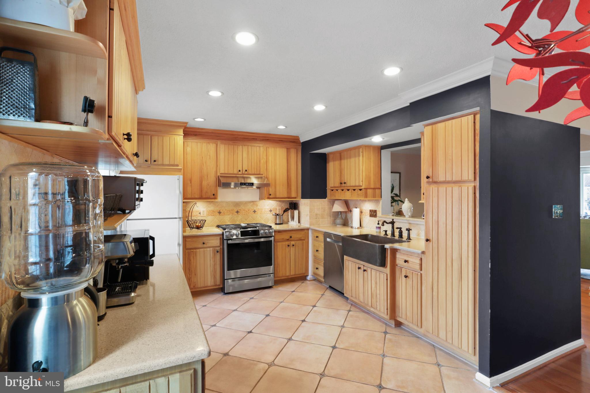 LANDSDOWNE - Residential