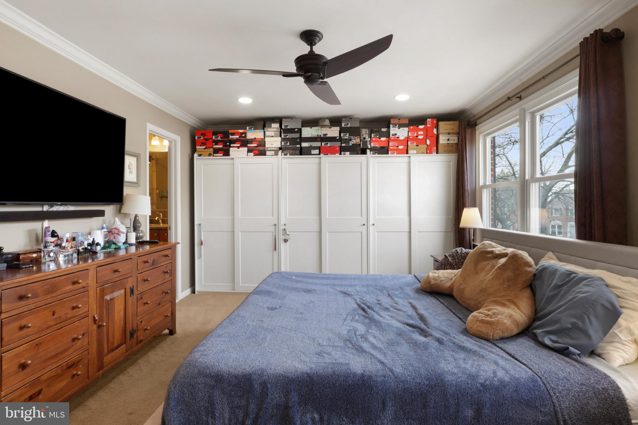 LANDSDOWNE - Residential