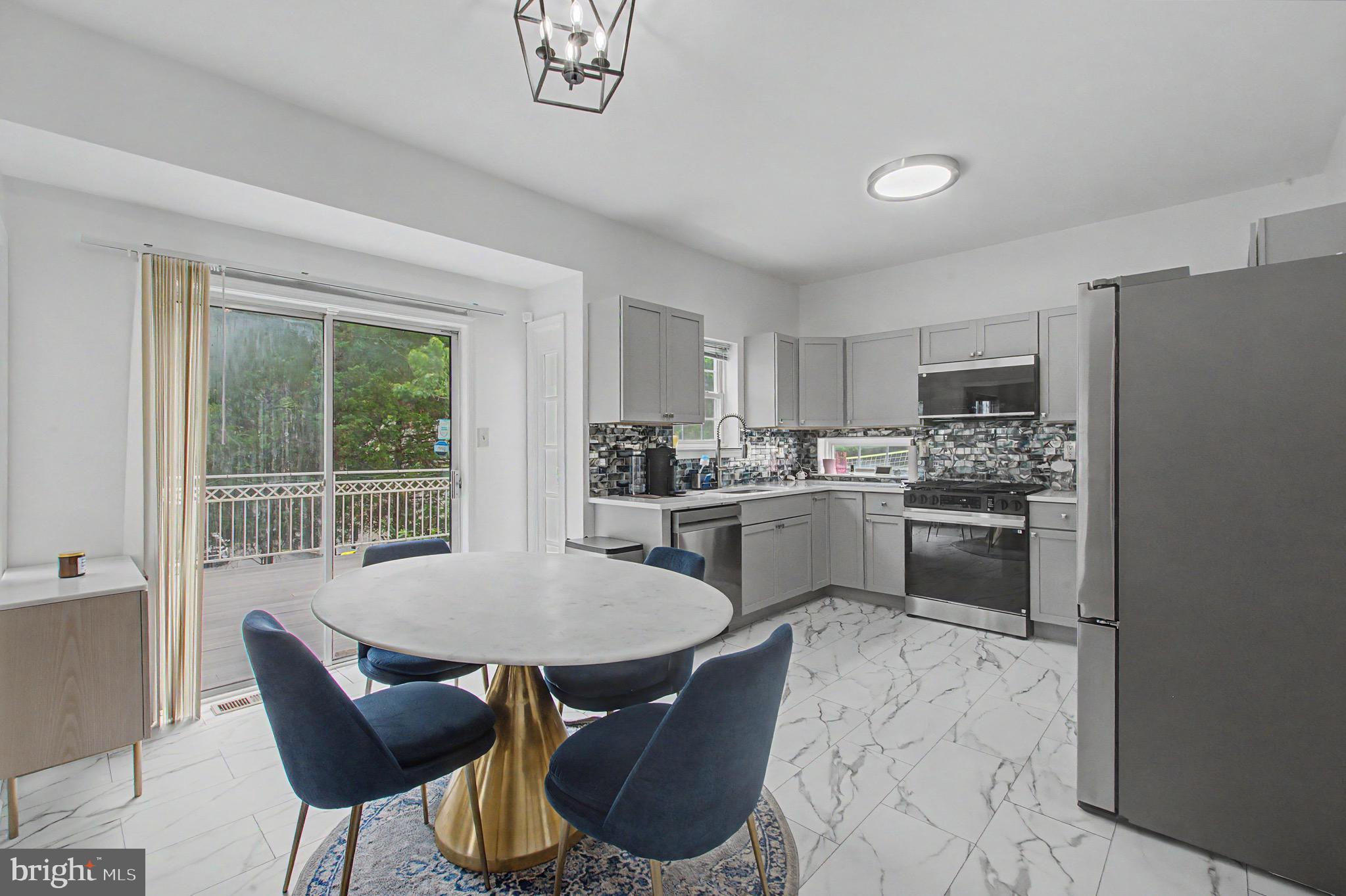 KING OF PRUSSIA - Residential