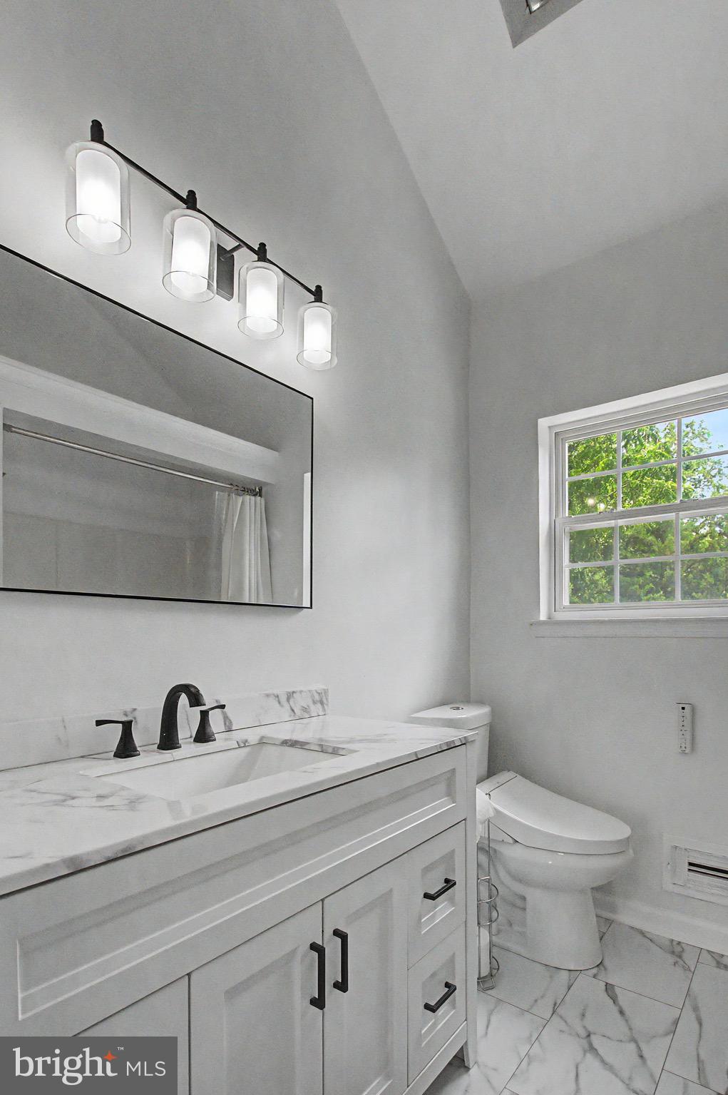KING OF PRUSSIA - Residential