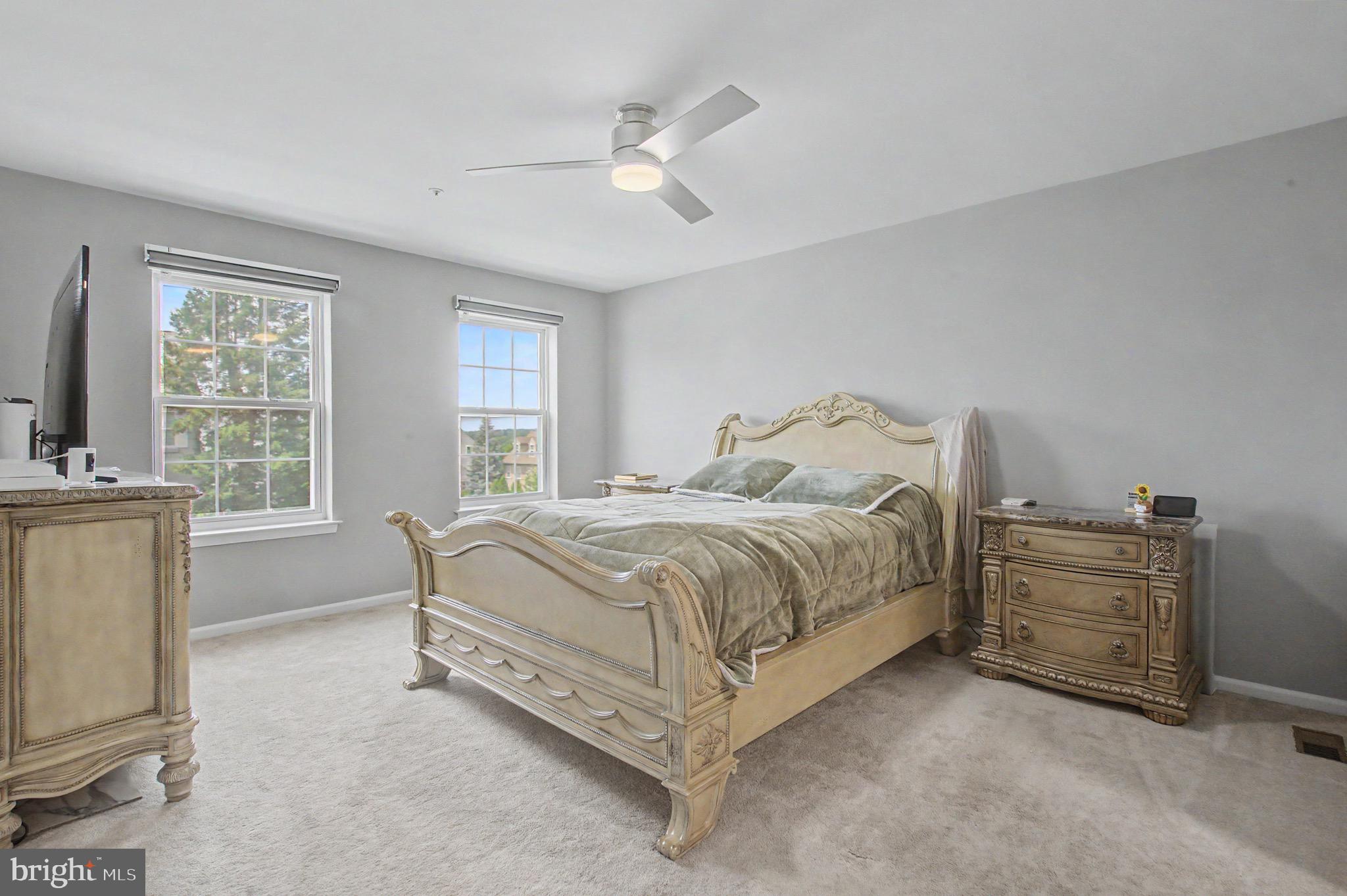 KING OF PRUSSIA - Residential