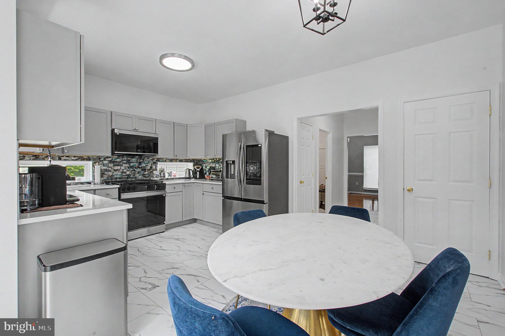 KING OF PRUSSIA - Residential