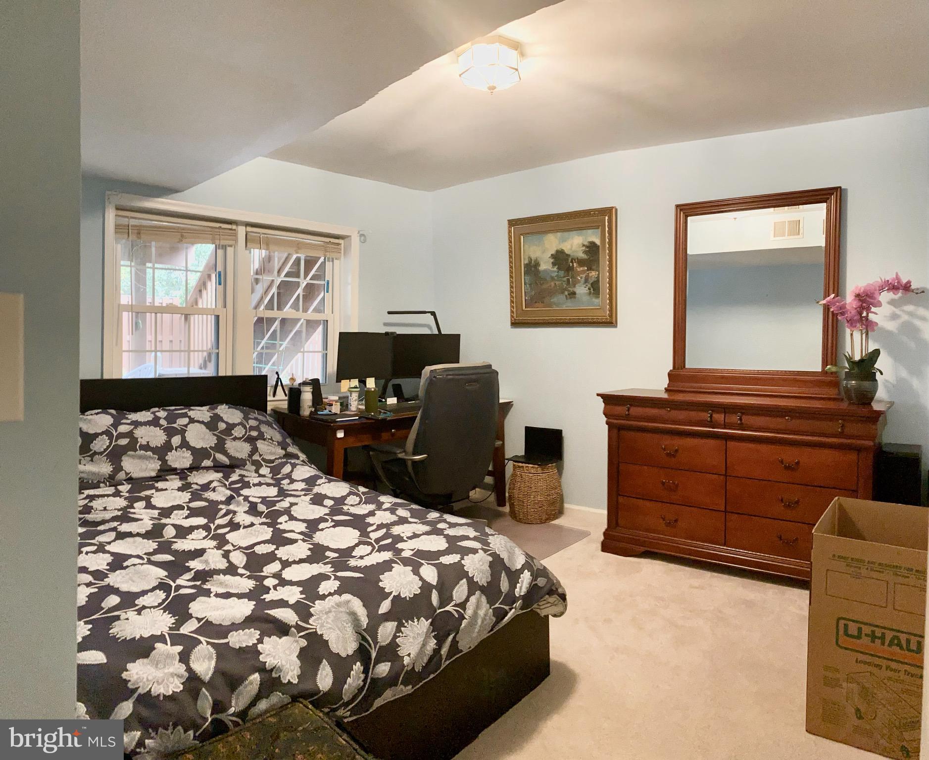 CARLYN SQUARE - Residential Lease