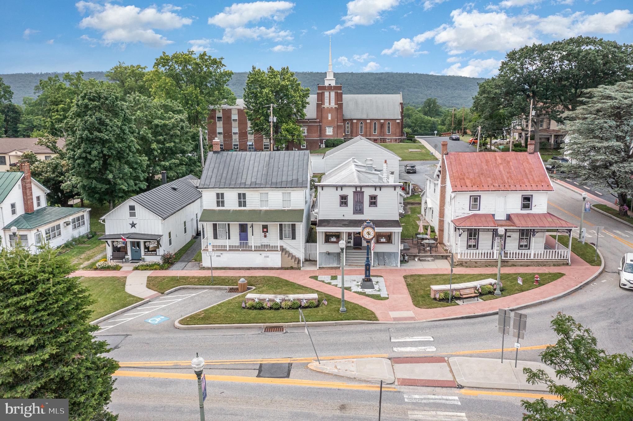 VILLAGE OF LINGLESTOWN - Commercial Sale