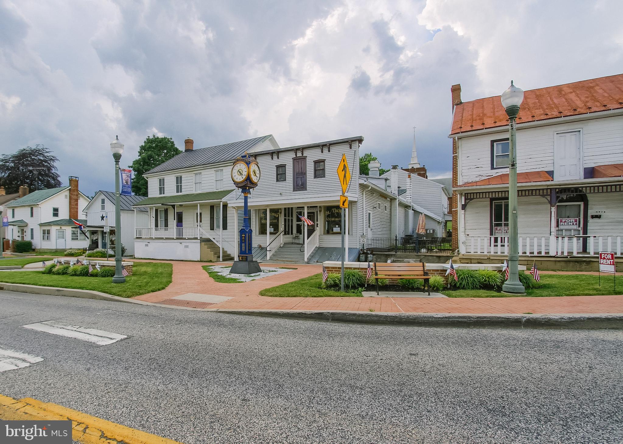 VILLAGE OF LINGLESTOWN - Commercial Sale
