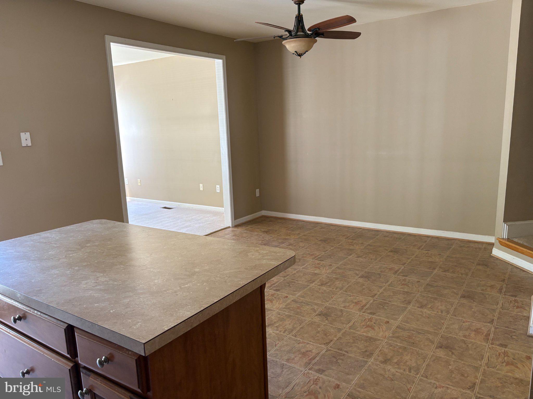 CARRIAGE HILL - Residential