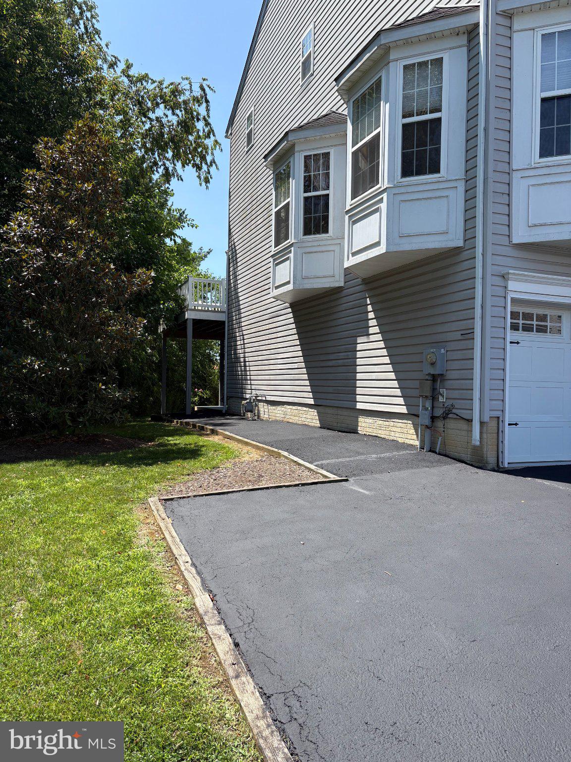 CARRIAGE HILL - Residential