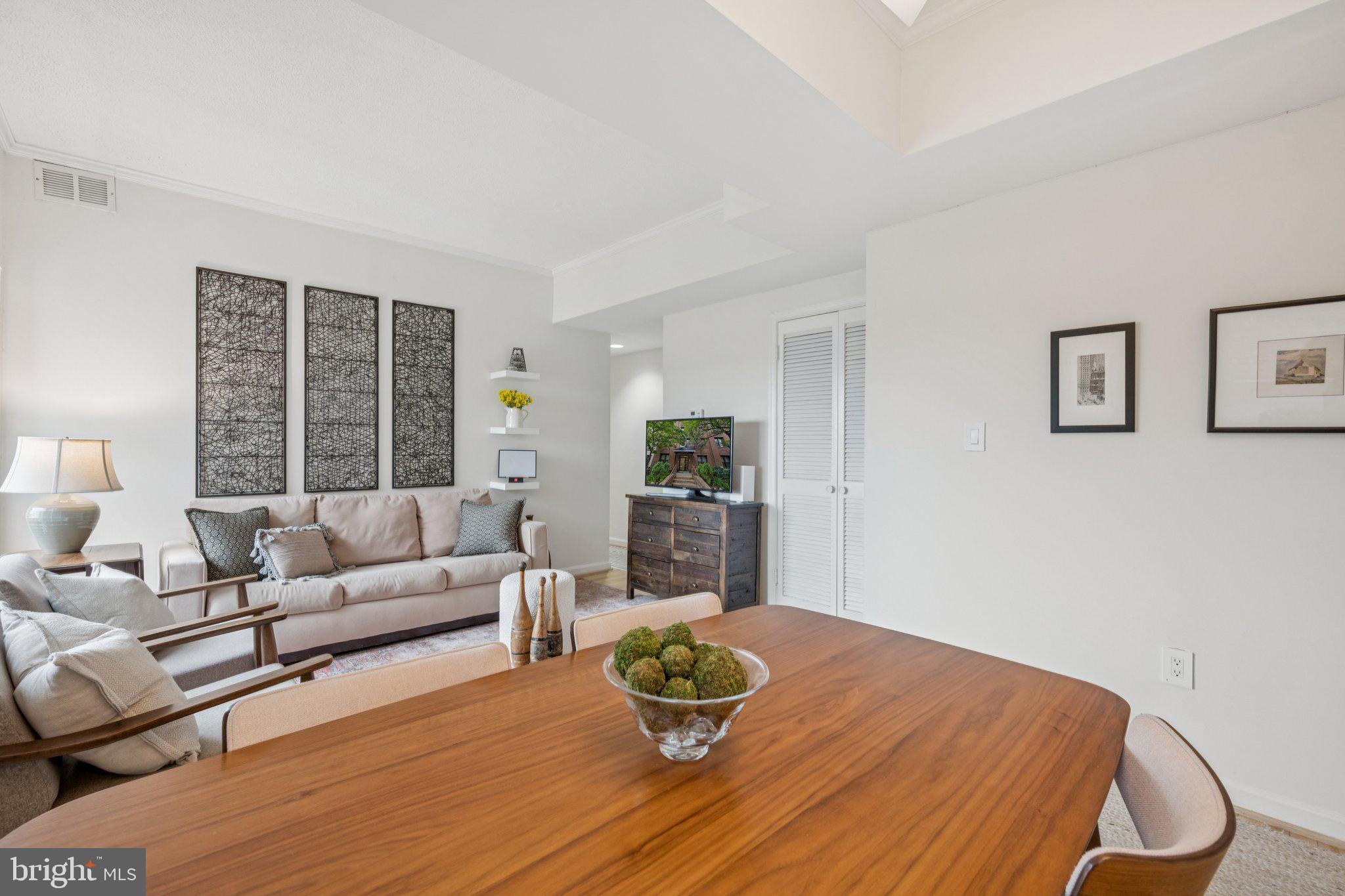 ADAMS MORGAN - Residential