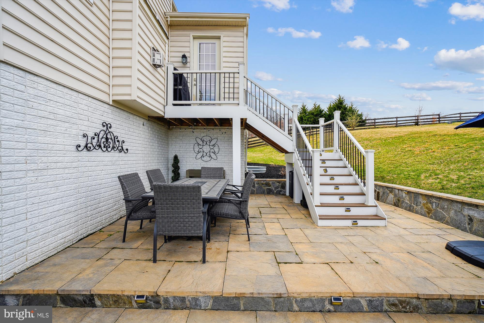 JAMISONS FARM - Residential