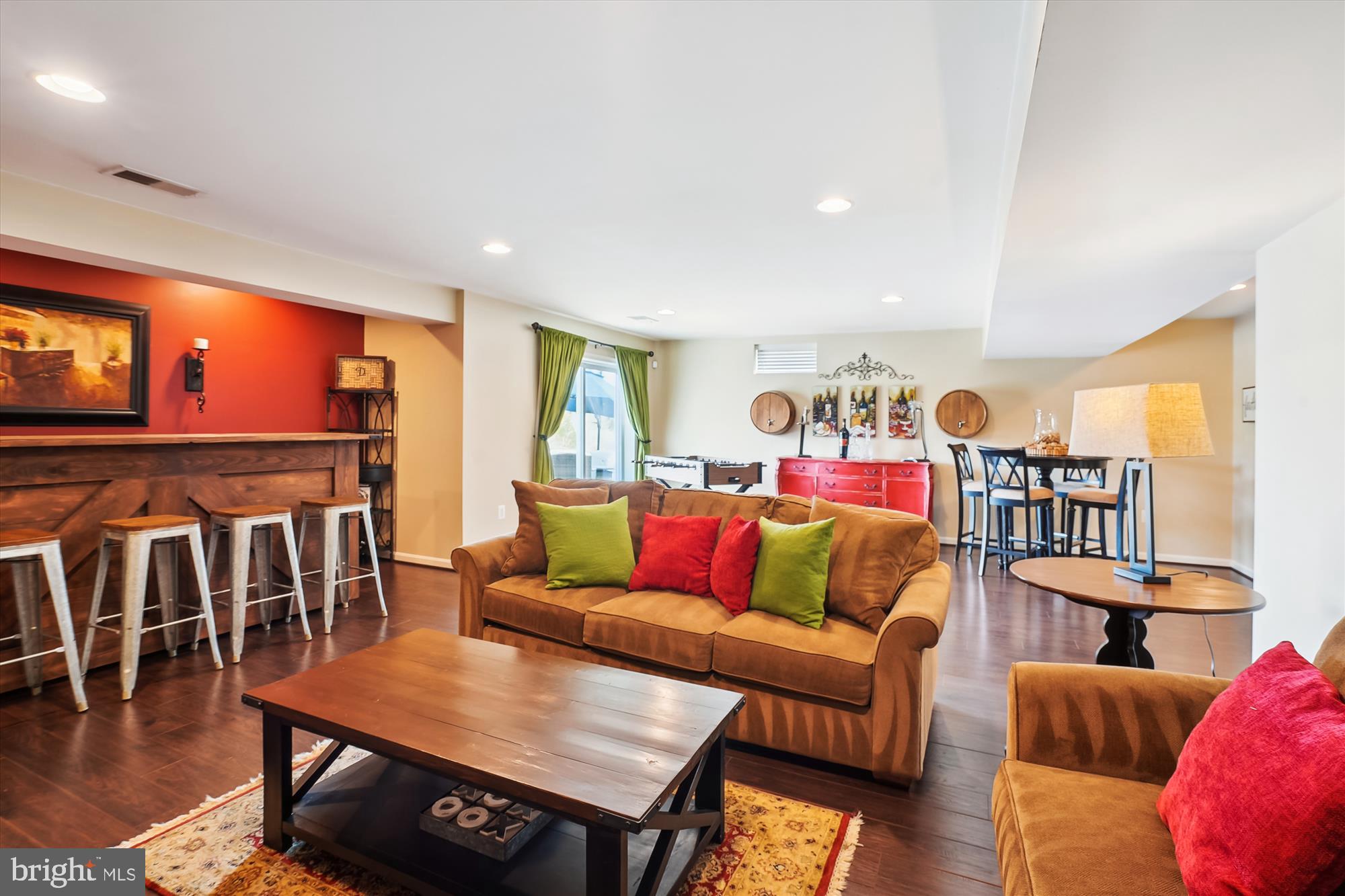 JAMISONS FARM - Residential