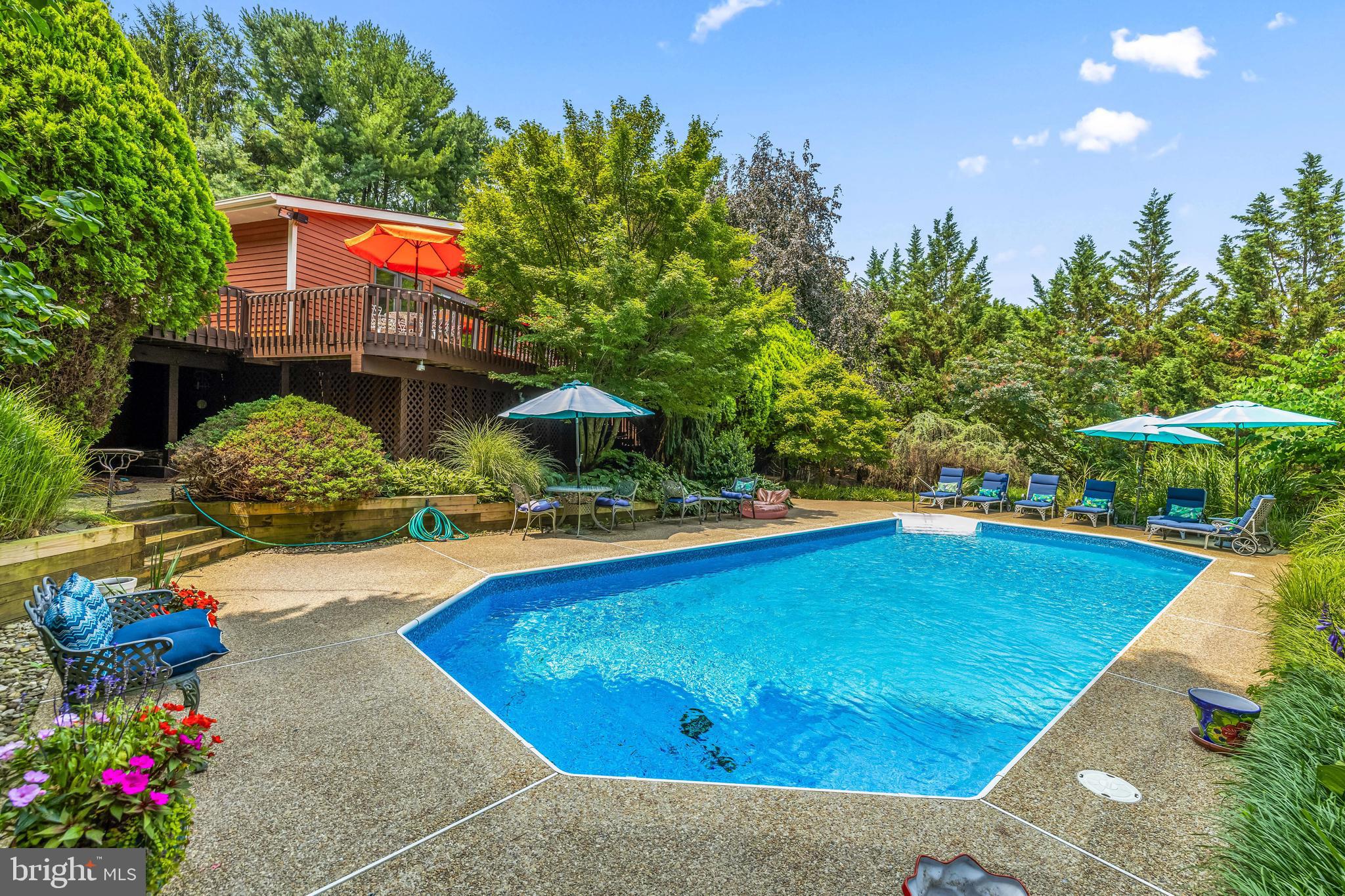 VALLEY HILLS - Residential