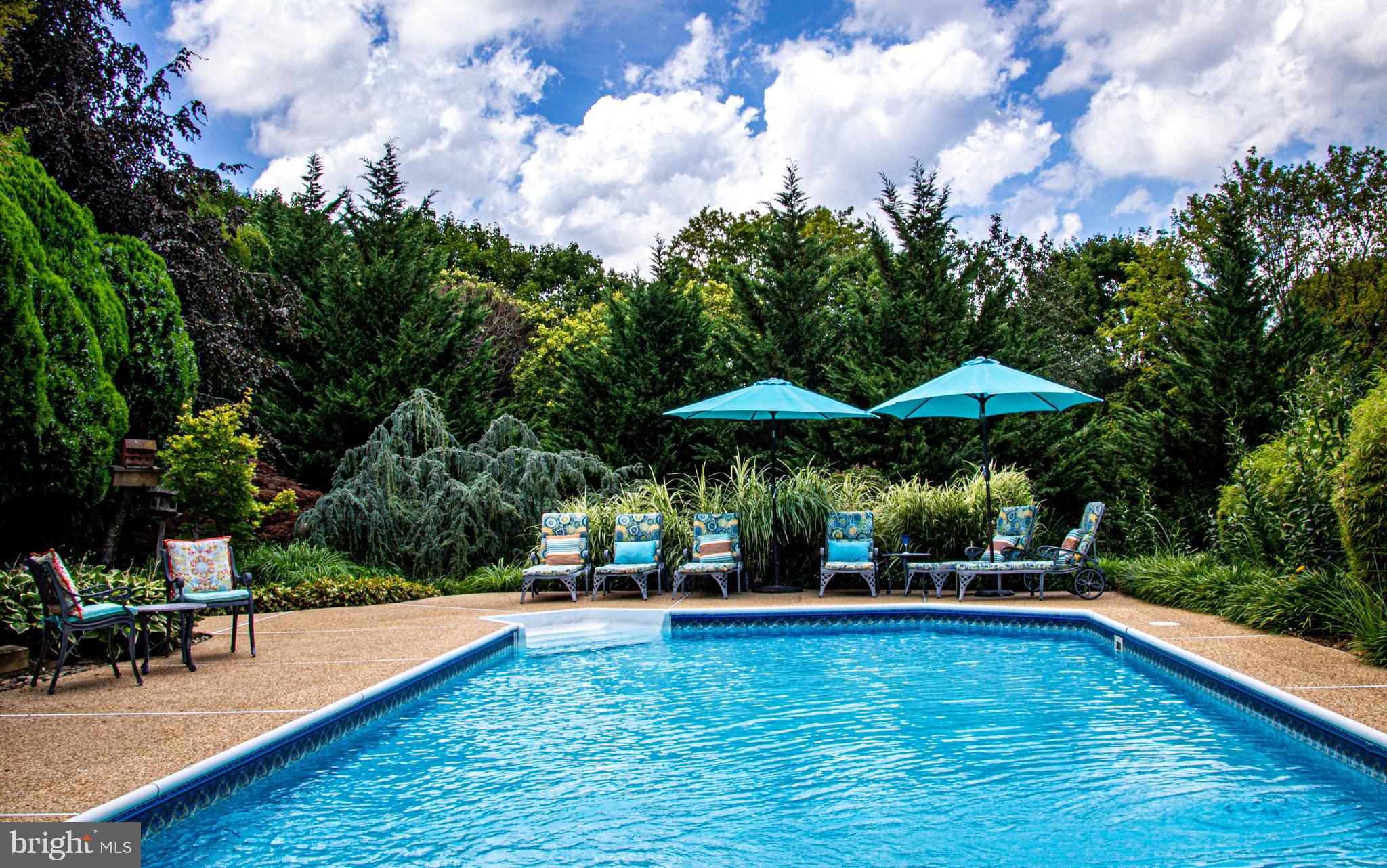 VALLEY HILLS - Residential