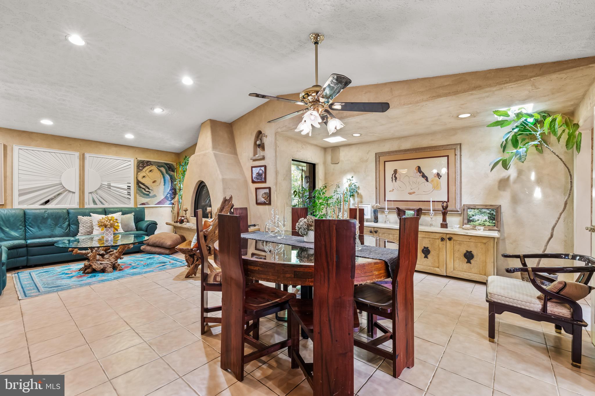 VALLEY HILLS - Residential