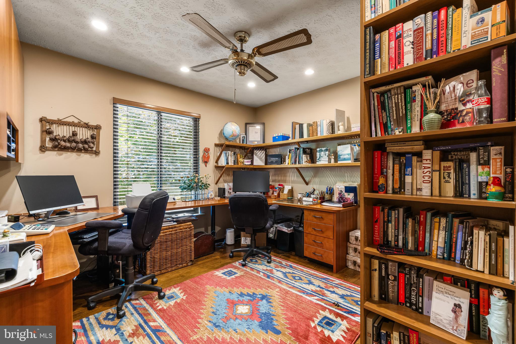 VALLEY HILLS - Residential