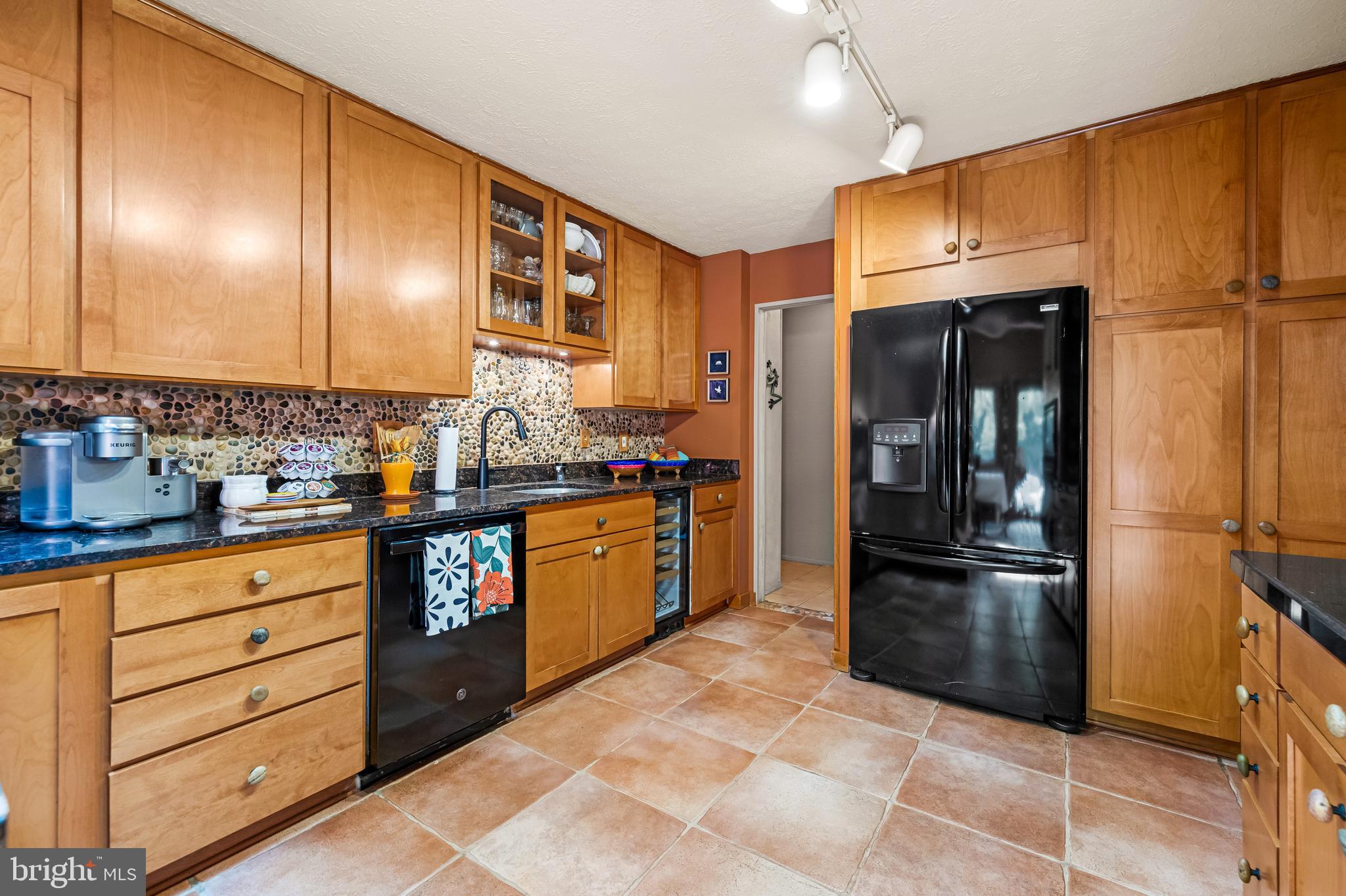 VALLEY HILLS - Residential