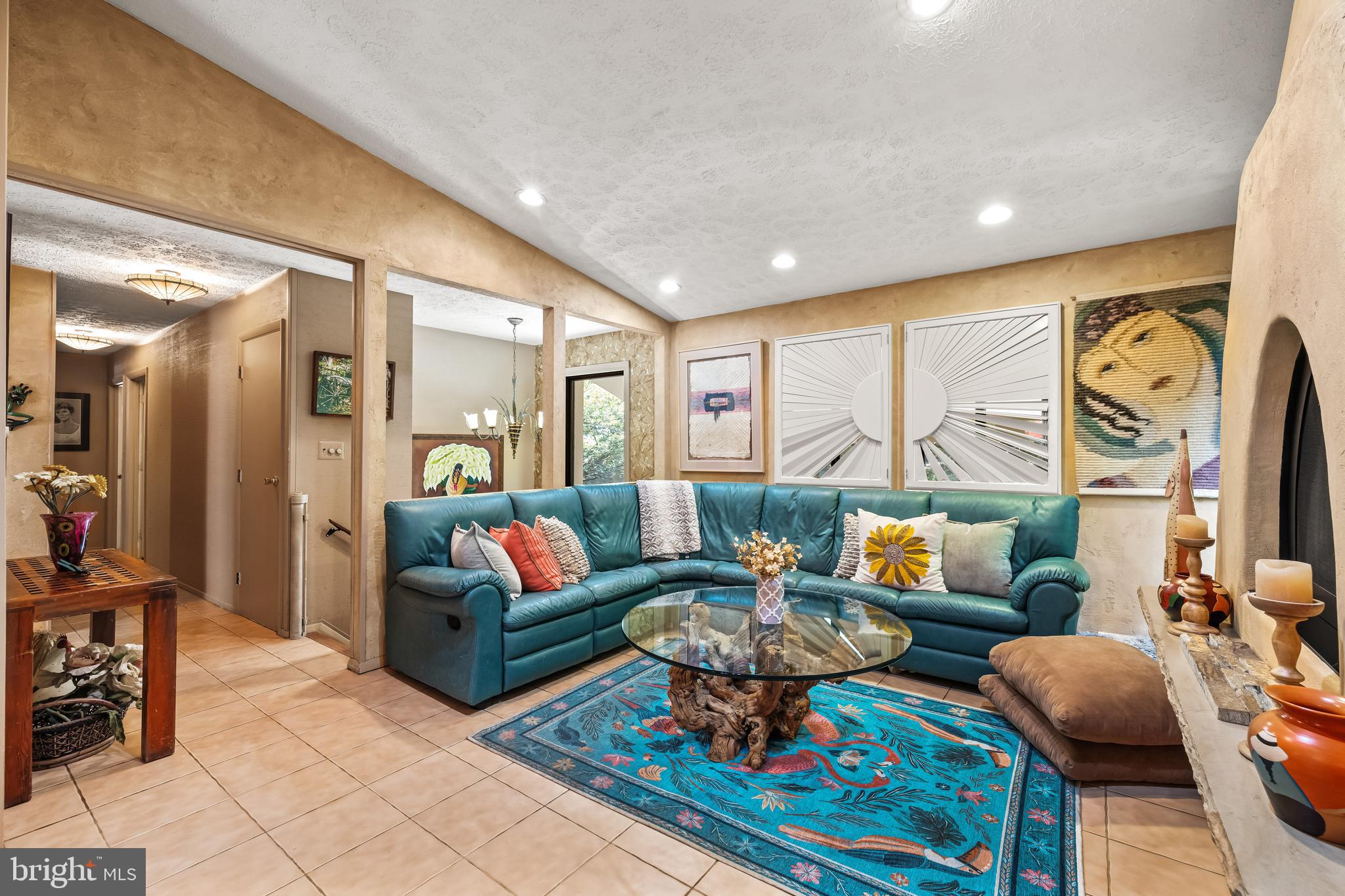 VALLEY HILLS - Residential