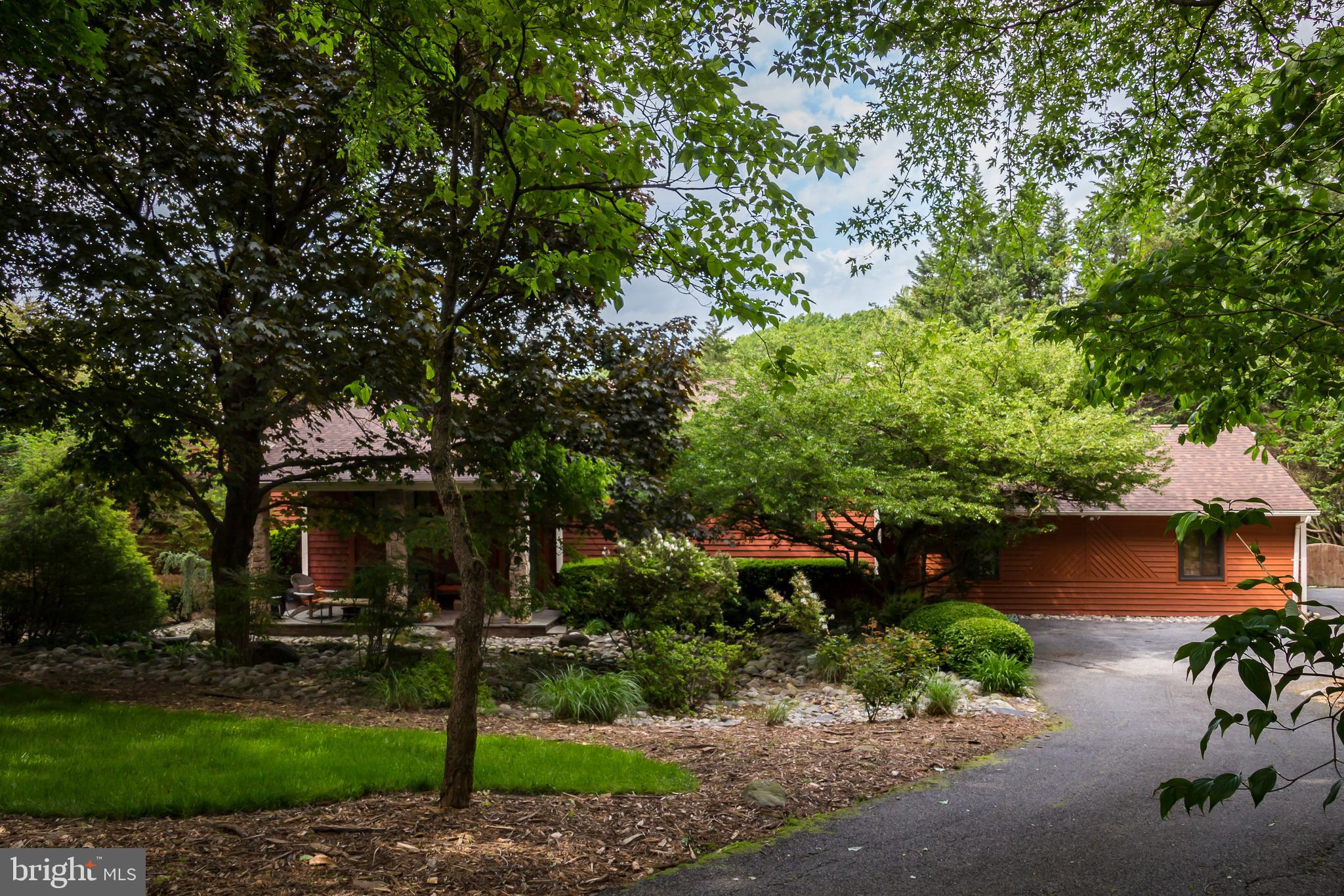 VALLEY HILLS - Residential