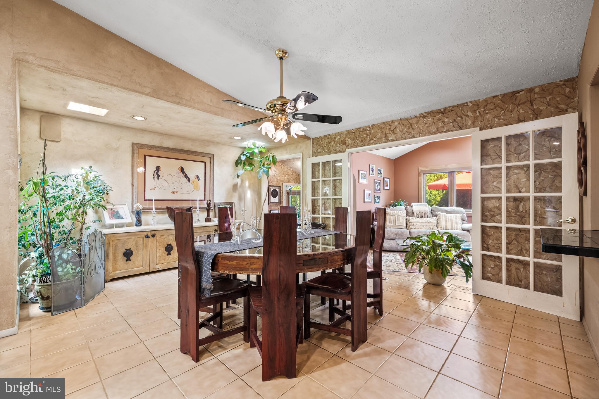 VALLEY HILLS - Residential