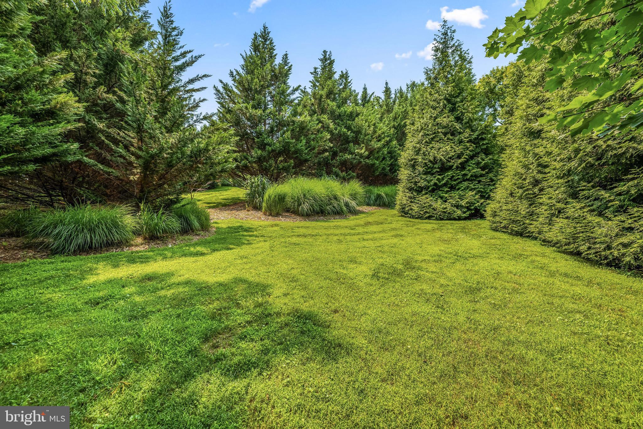 VALLEY HILLS - Residential