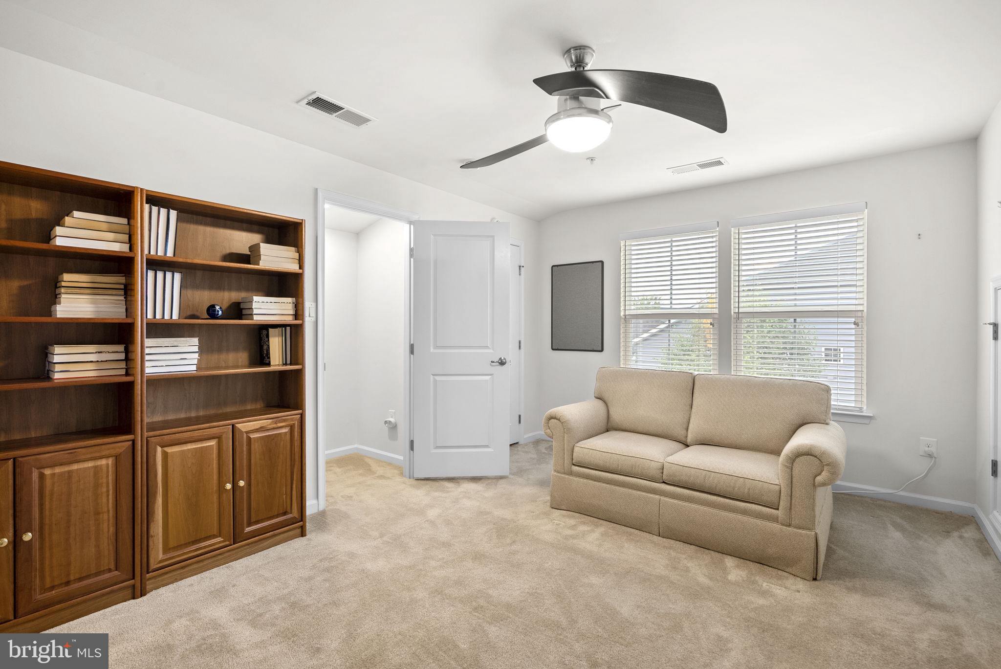 TWO RIVERS - Residential