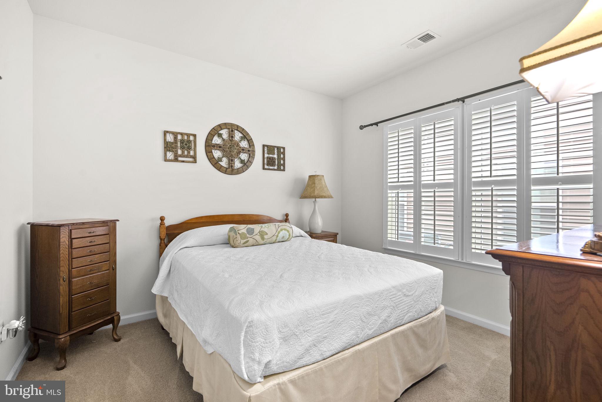 TWO RIVERS - Residential