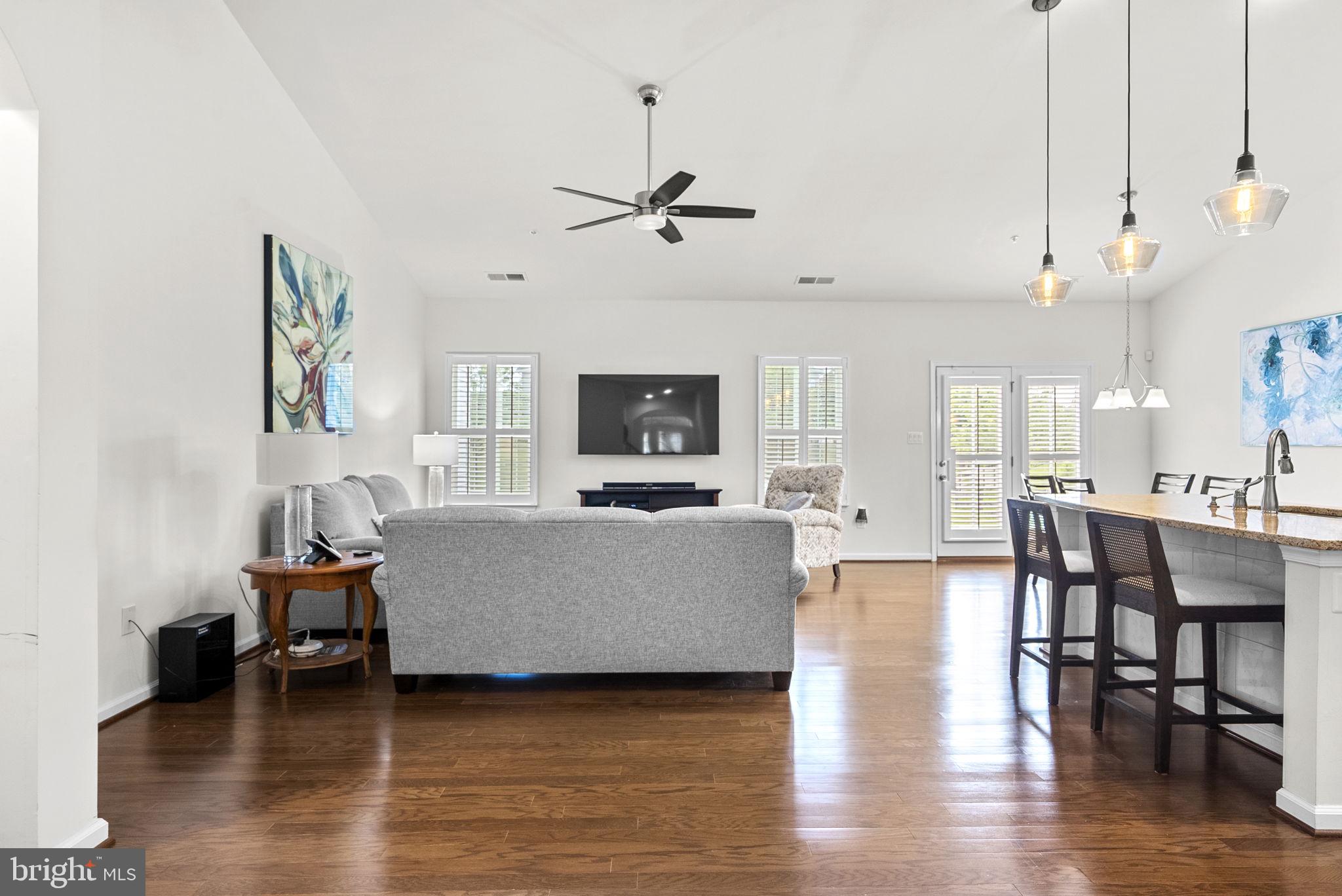TWO RIVERS - Residential