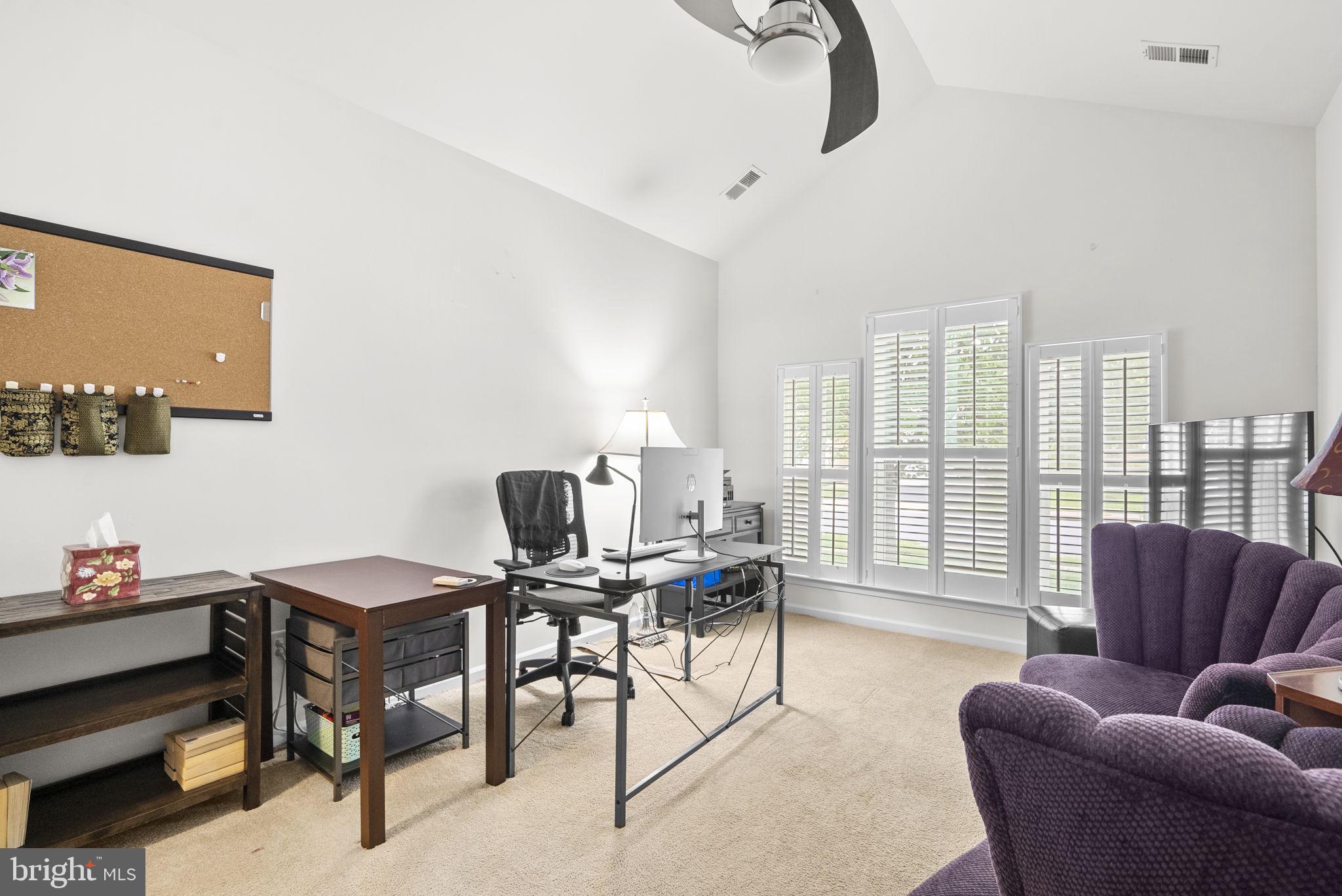 TWO RIVERS - Residential