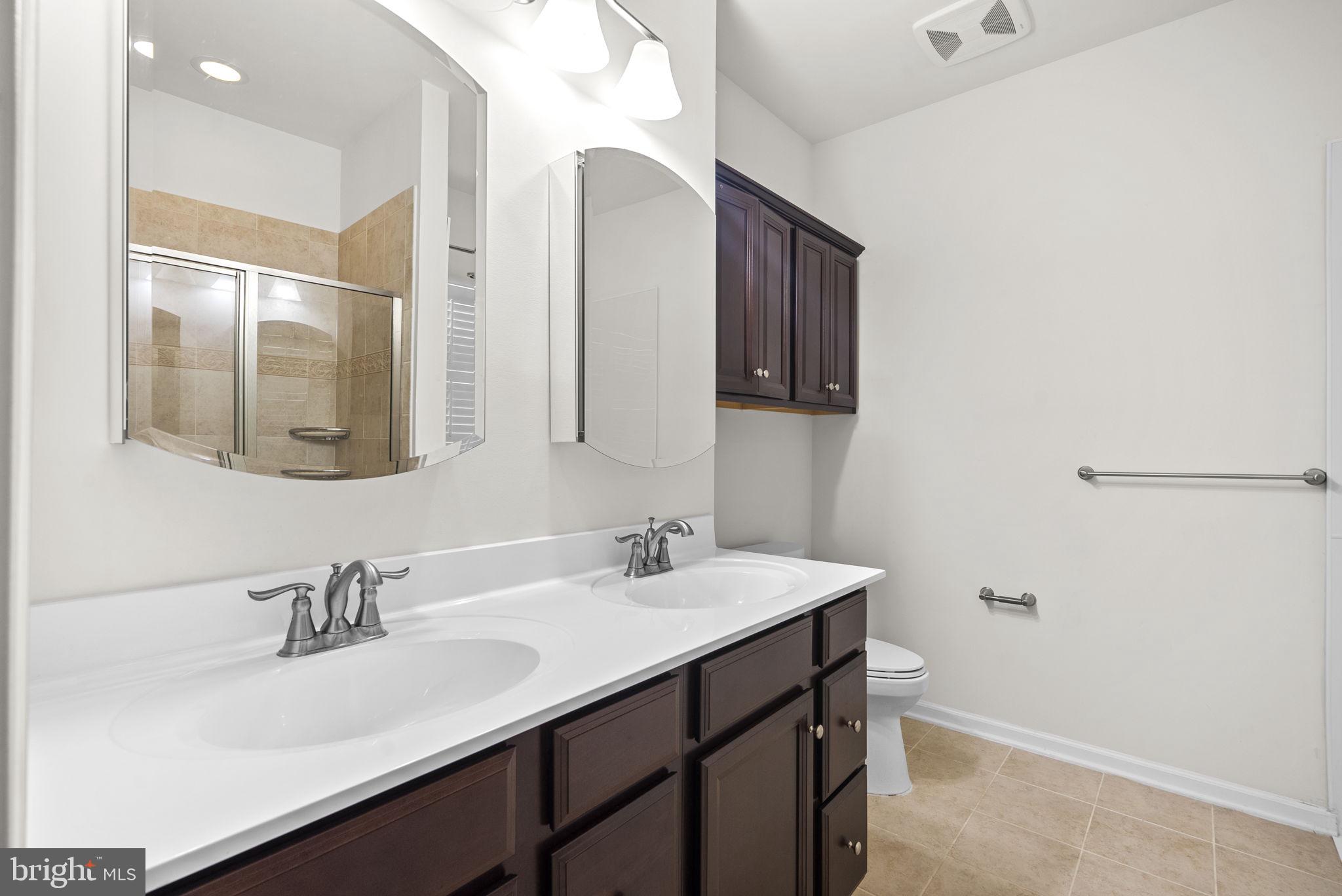 TWO RIVERS - Residential