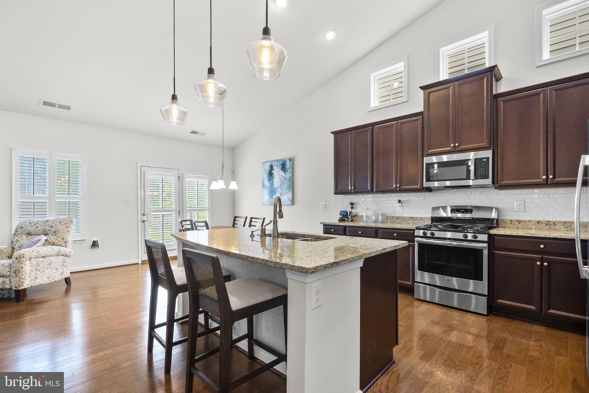 TWO RIVERS - Residential