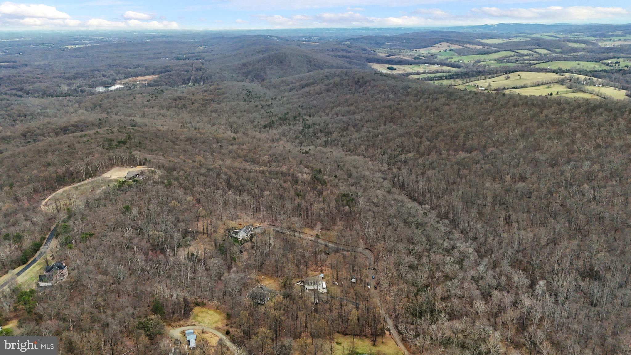 BULL RUN MOUNTAIN - Residential