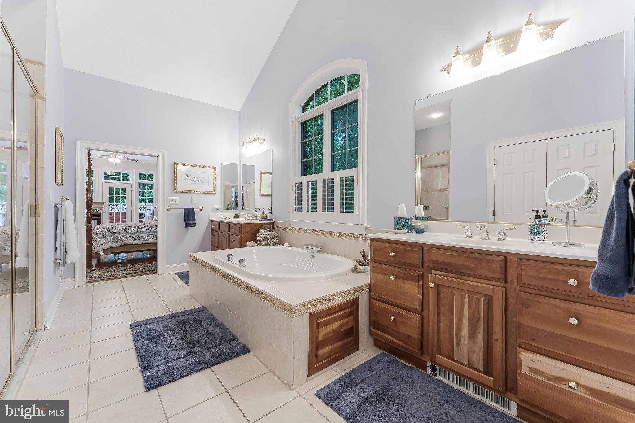 FAIRFAX FARMS - Residential
