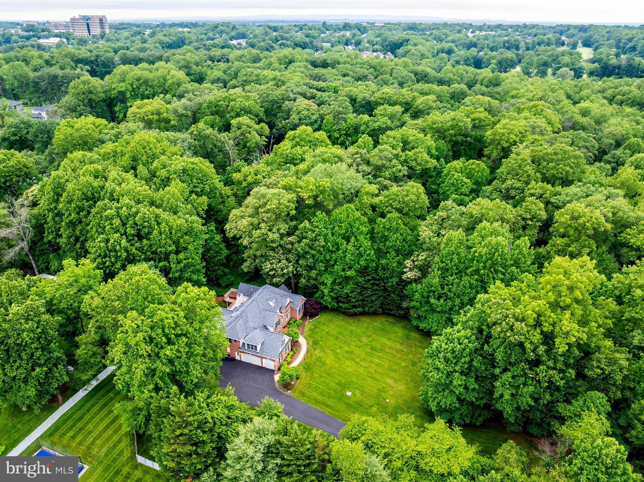 FAIRFAX FARMS - Residential