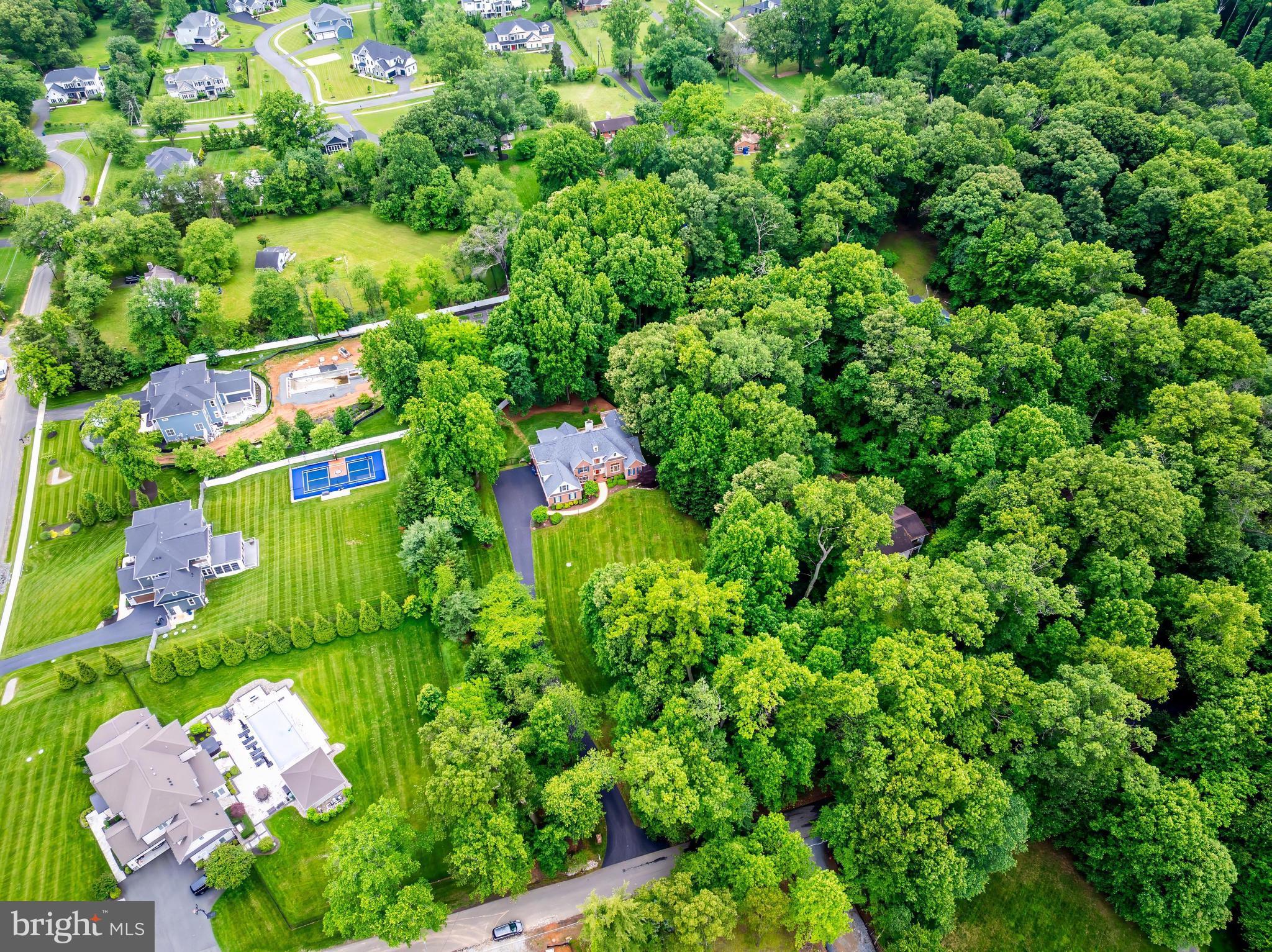 FAIRFAX FARMS - Residential